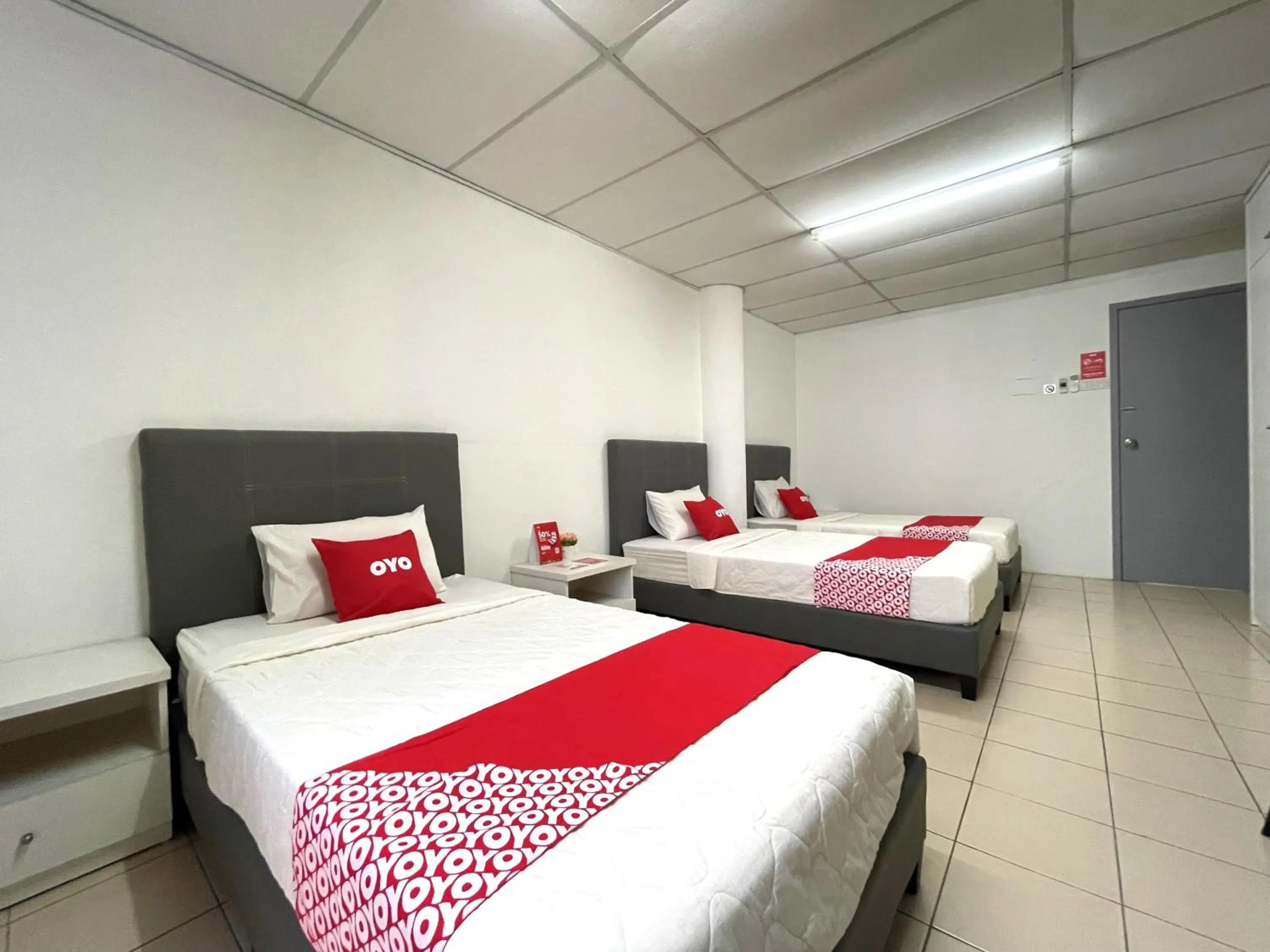 Bedroom, Bed in Hotel O Wg Guest House