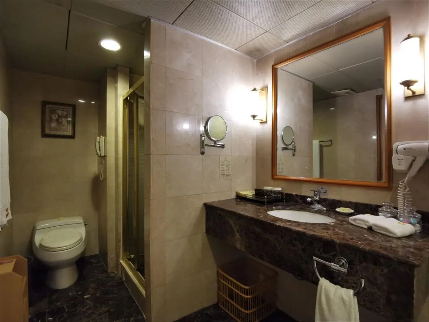 Qingdao Oceanwide Elite Hotel