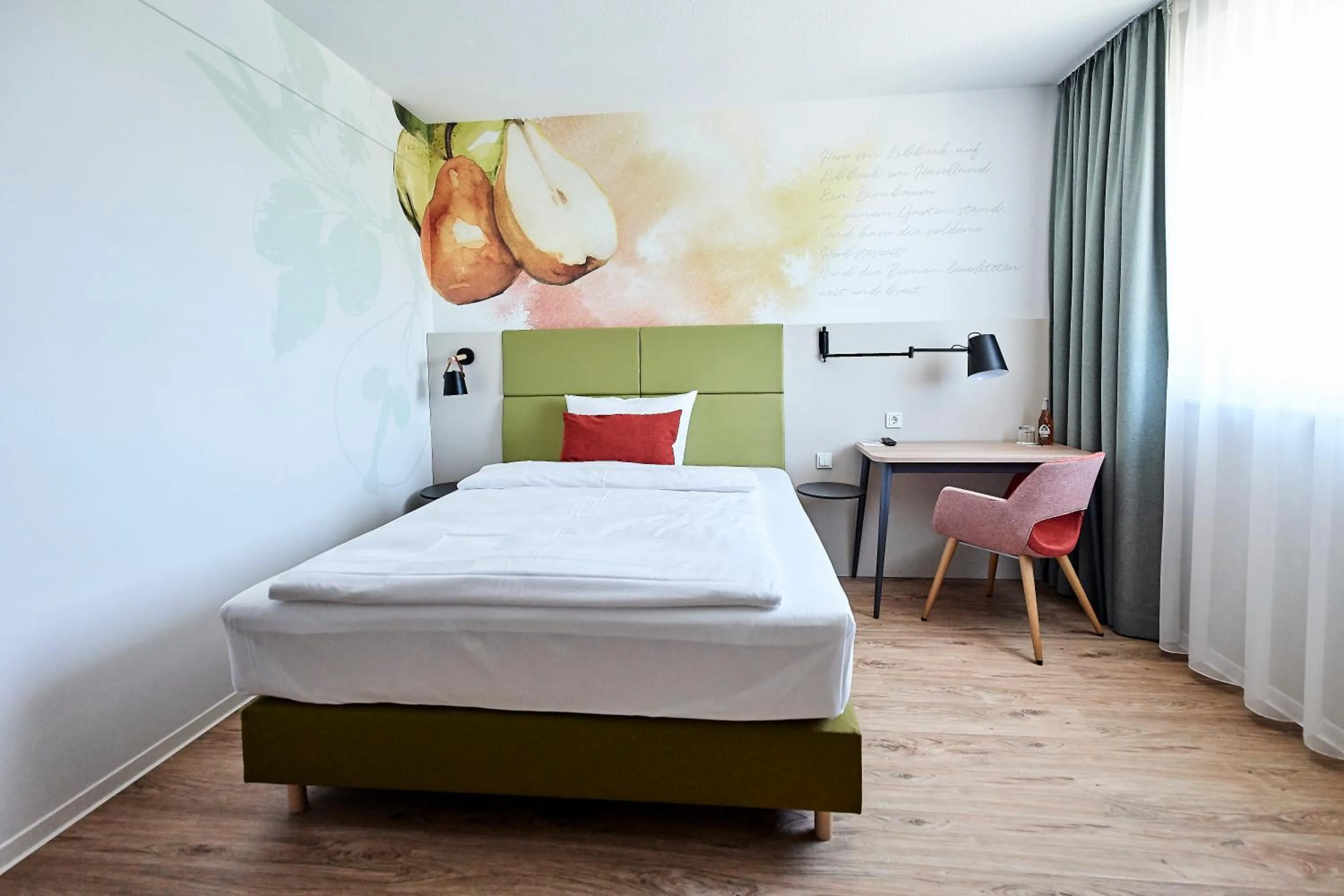 Photo of the whole room, Bed in Best Western Hotel Viernheim Mannheim