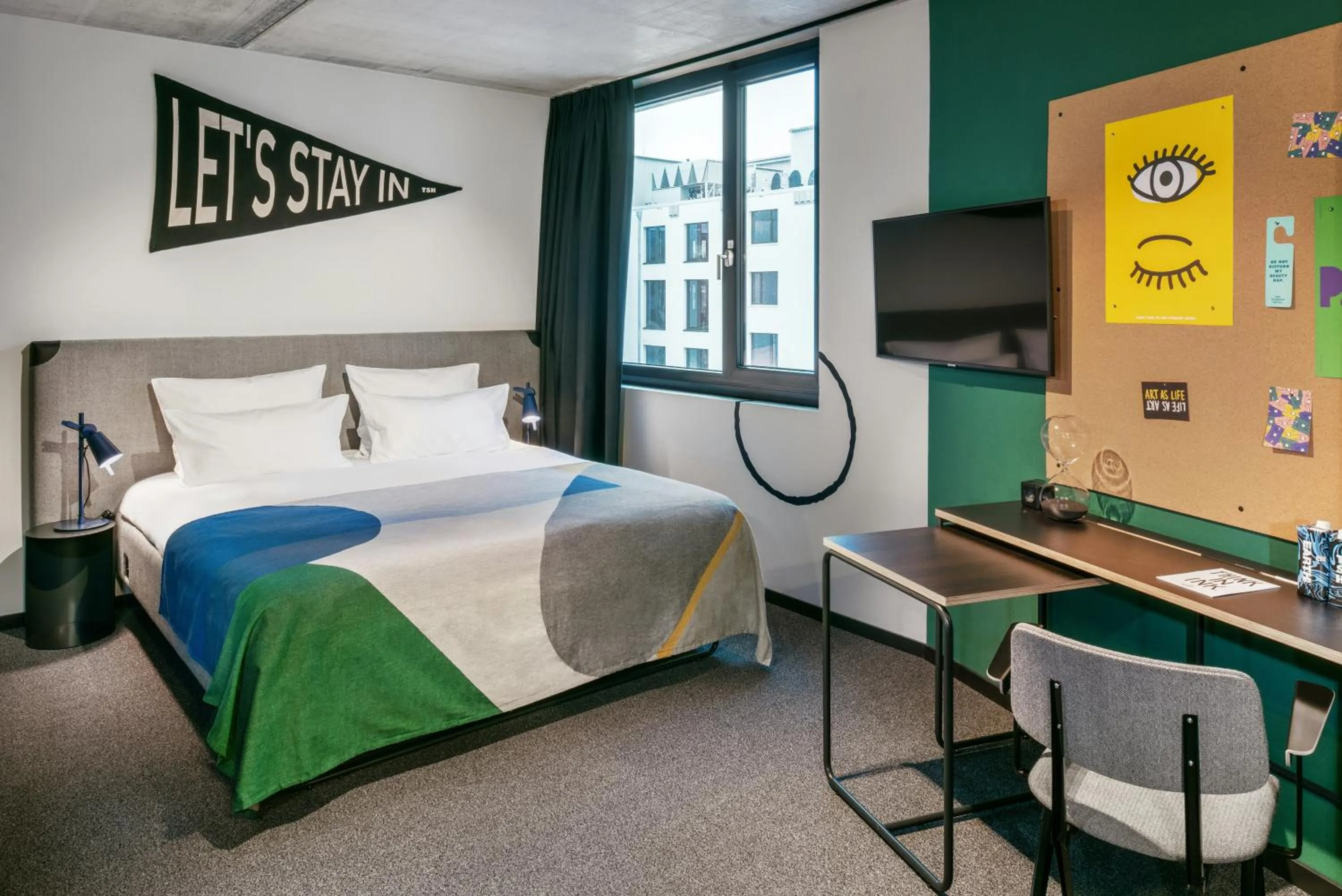 Photo of the whole room, Bed in The Social Hub Berlin Alexanderplatz
