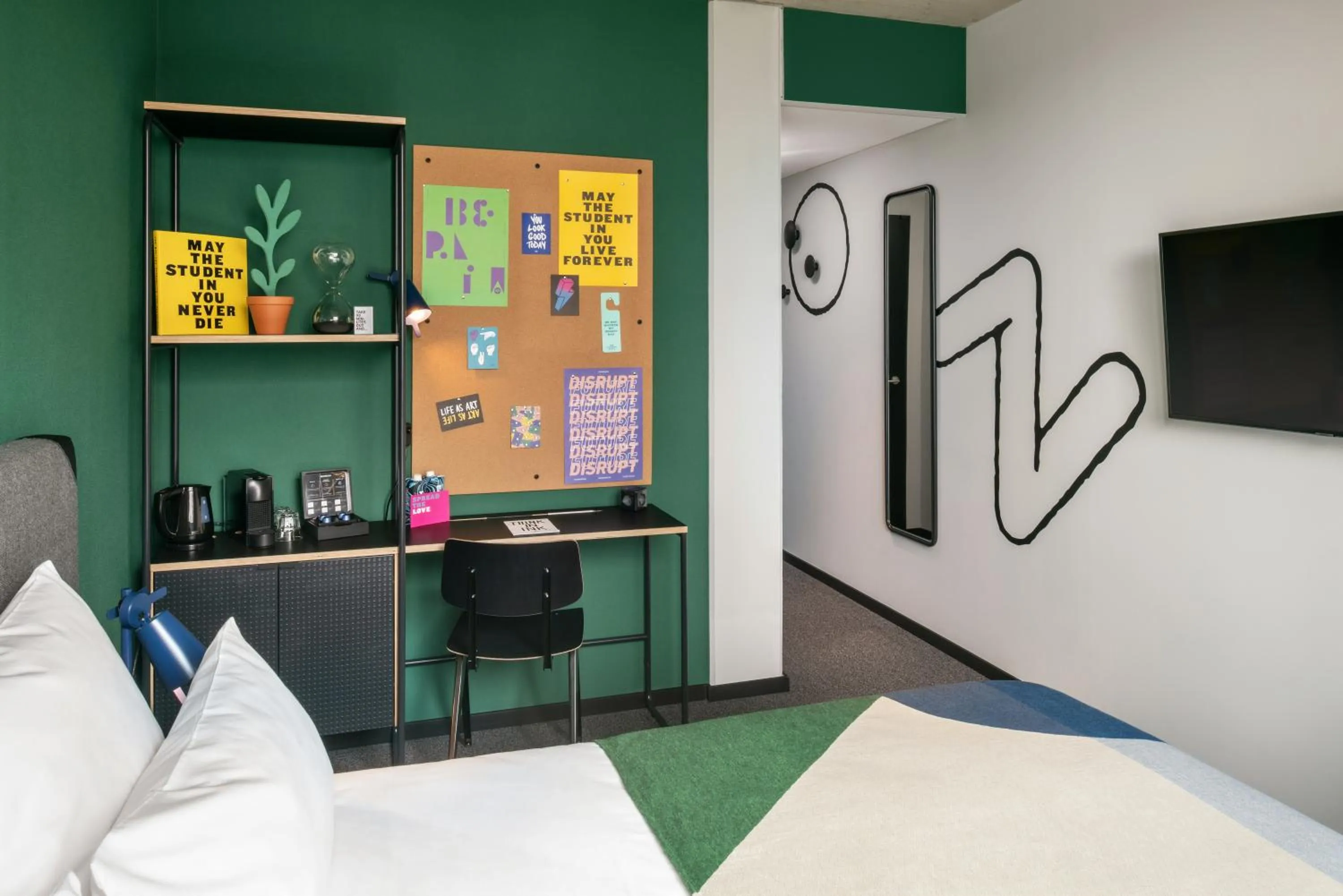 Photo of the whole room, Bed in The Social Hub Berlin Alexanderplatz