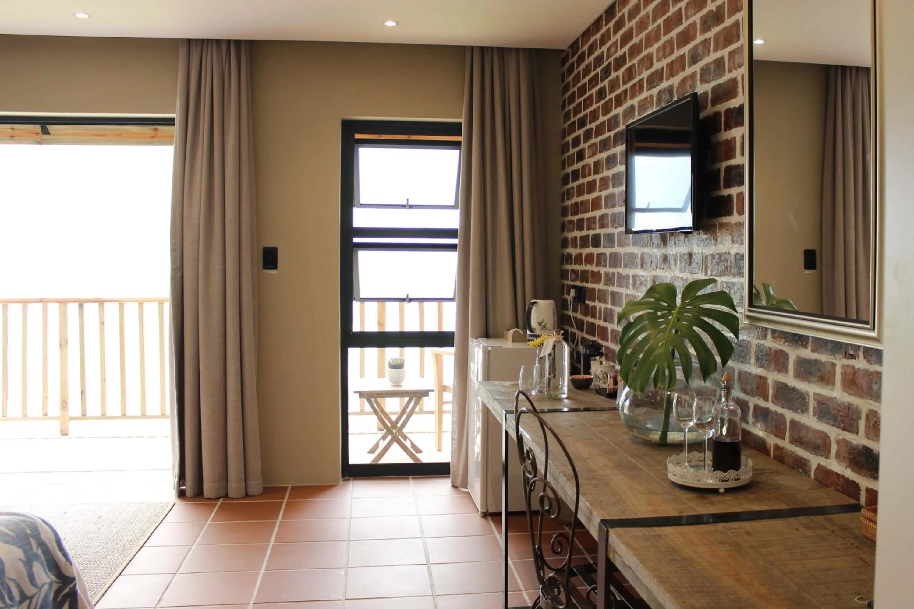 Coffee/tea facilities in Blackwaters River Lodge, Knysna