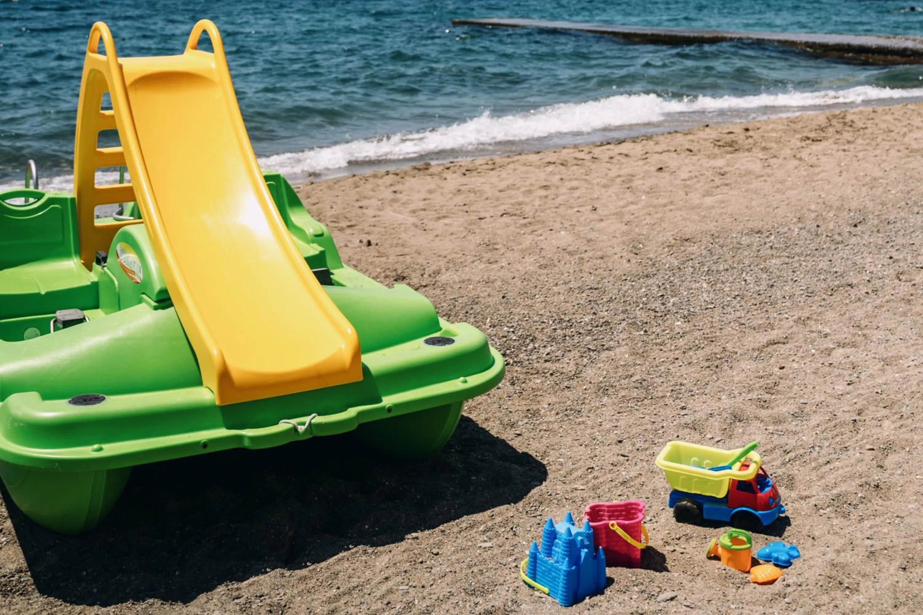 Beach in Hydra Beach Resort