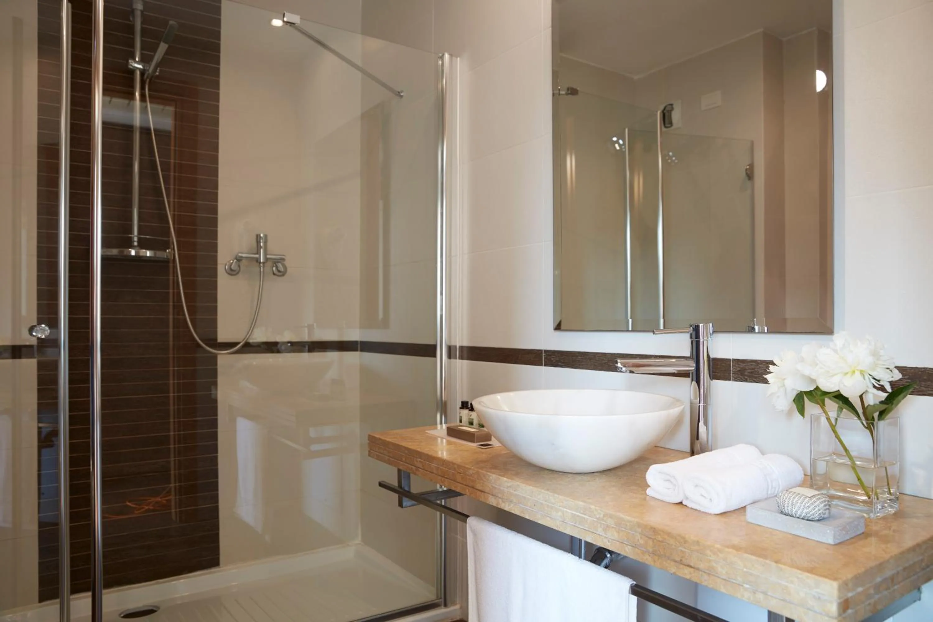 Bathroom in Hydra Beach Resort