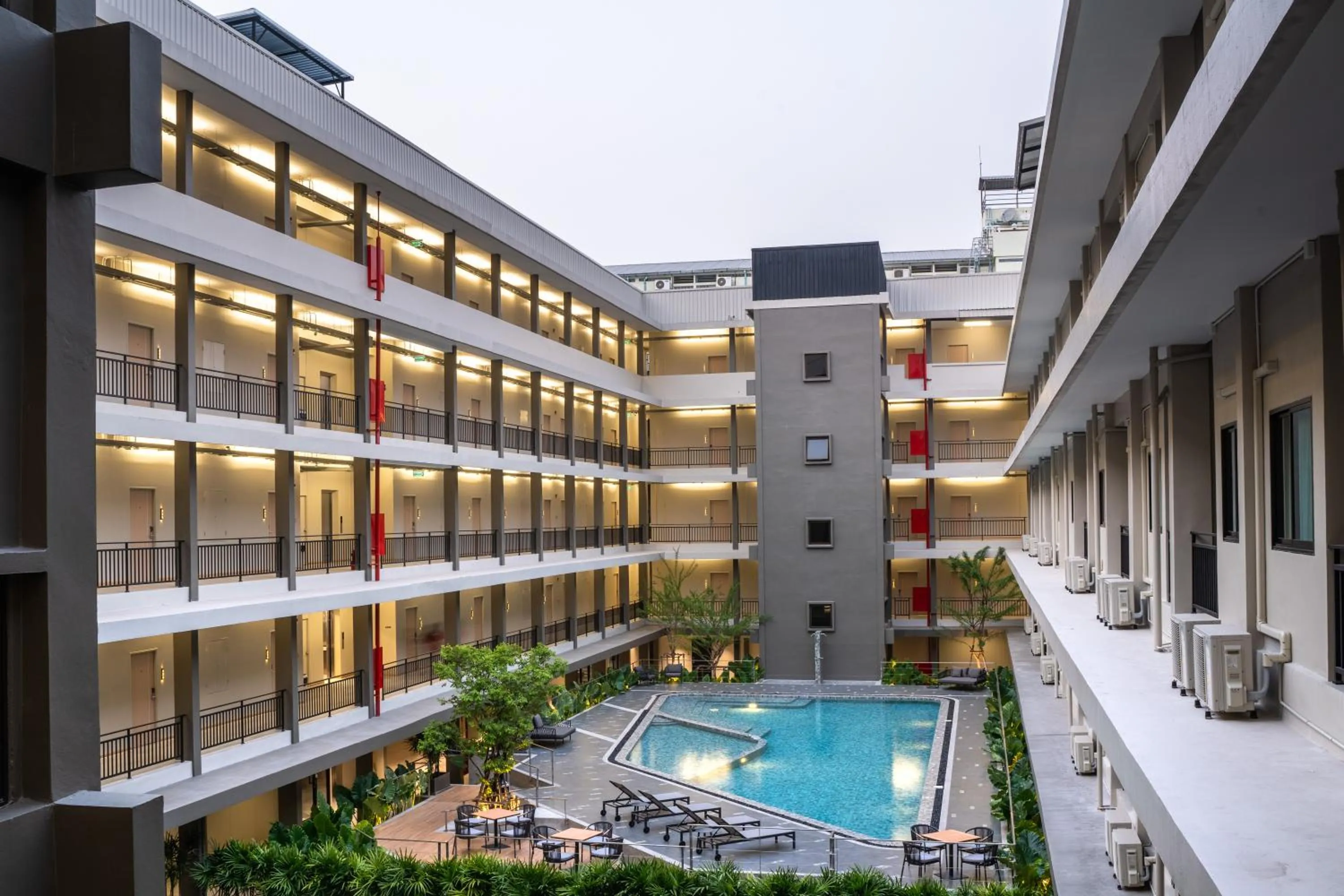 Property building in College Haus Rangnam