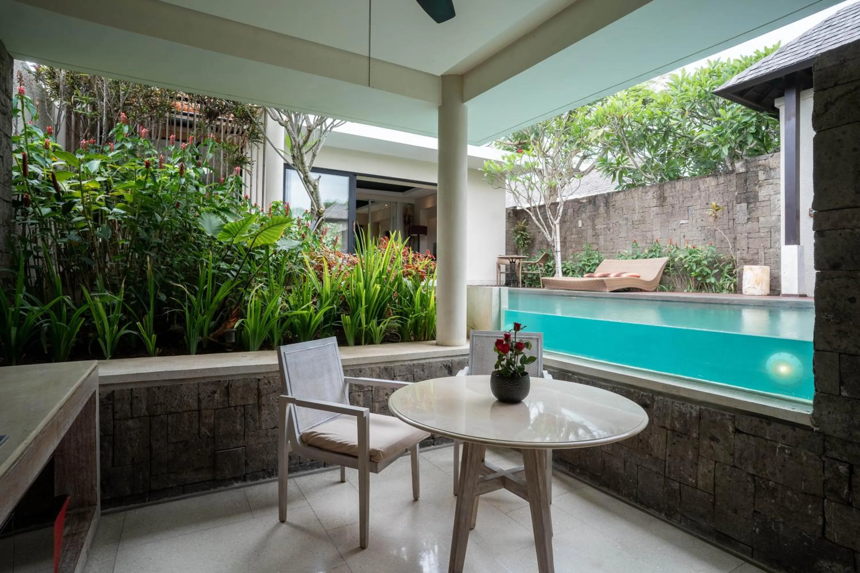 Kitchen or kitchenette in Berry Amour Romantic Villas