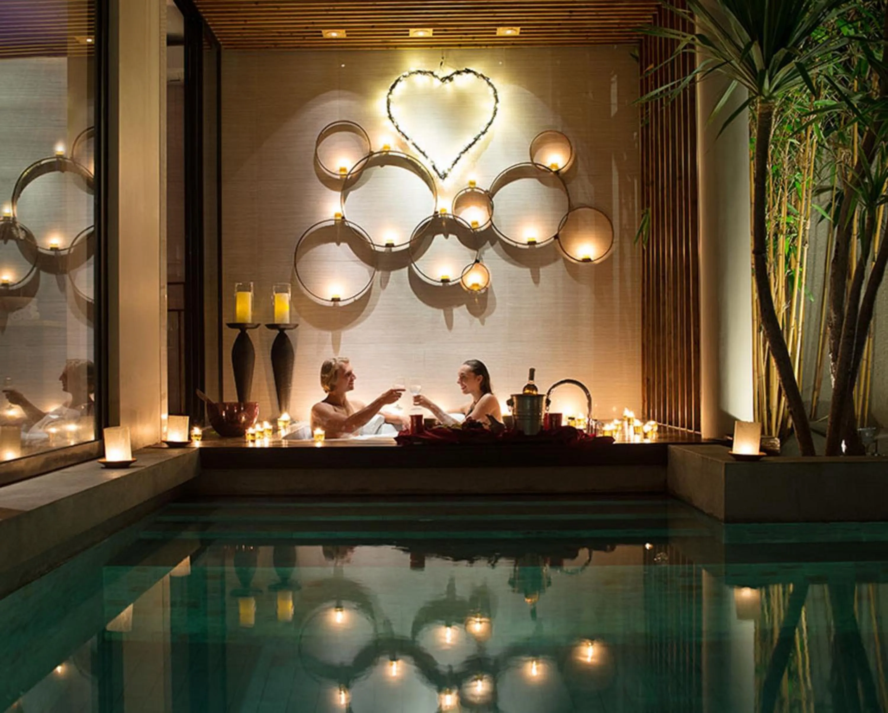 Hot Tub in Berry Amour Romantic Villas