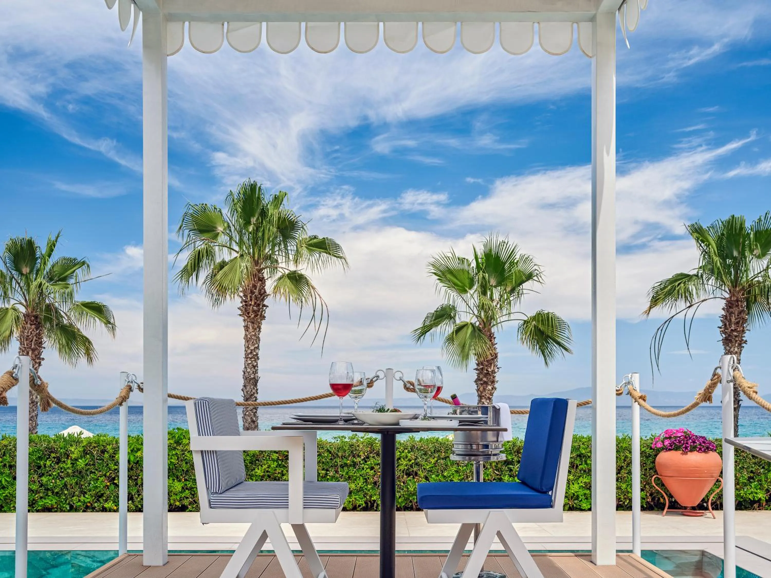 Restaurant/places to eat in Aegean Melathron Thalasso Spa Hotel