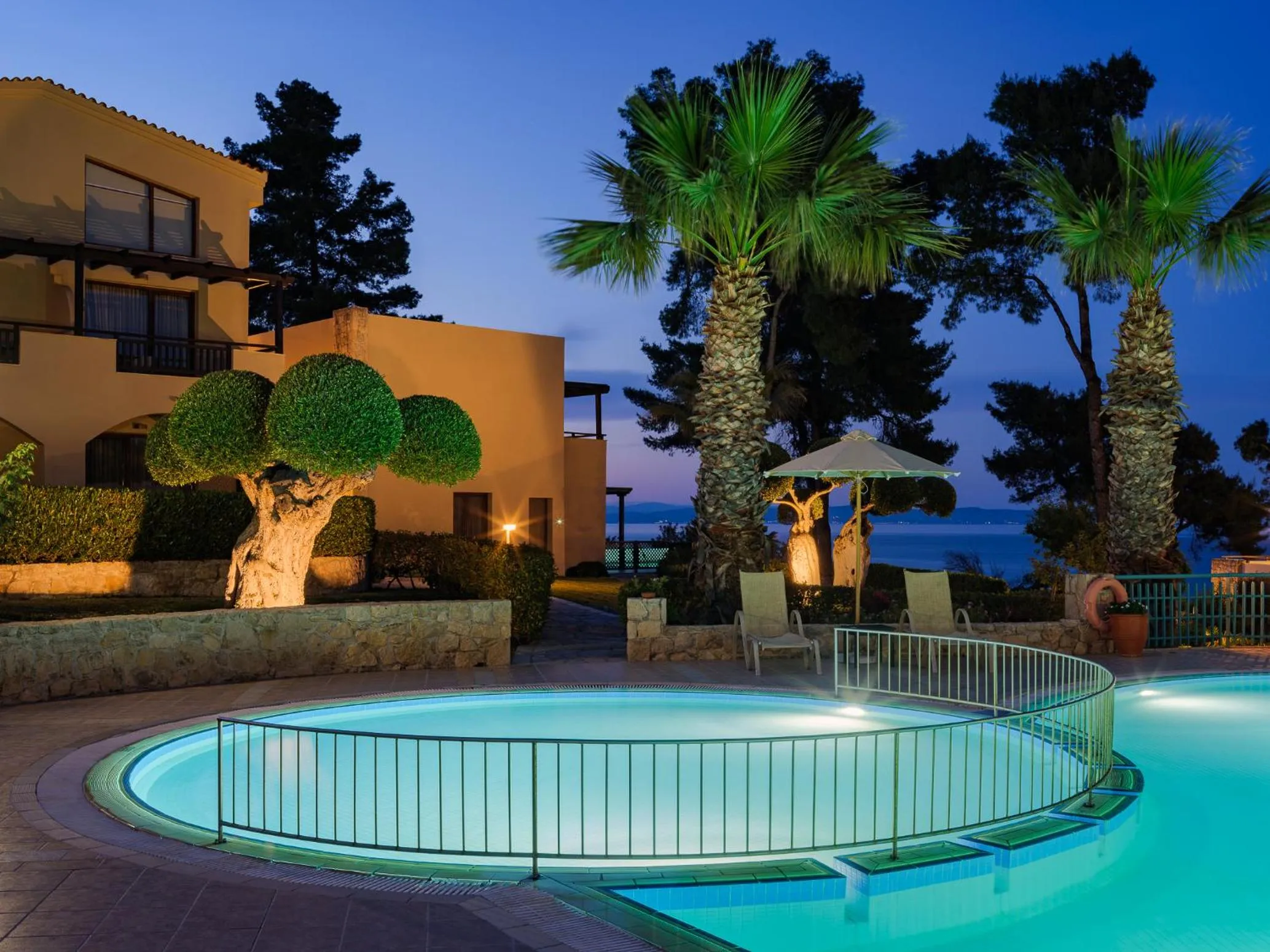 Swimming pool in Aegean Melathron Thalasso Spa Hotel