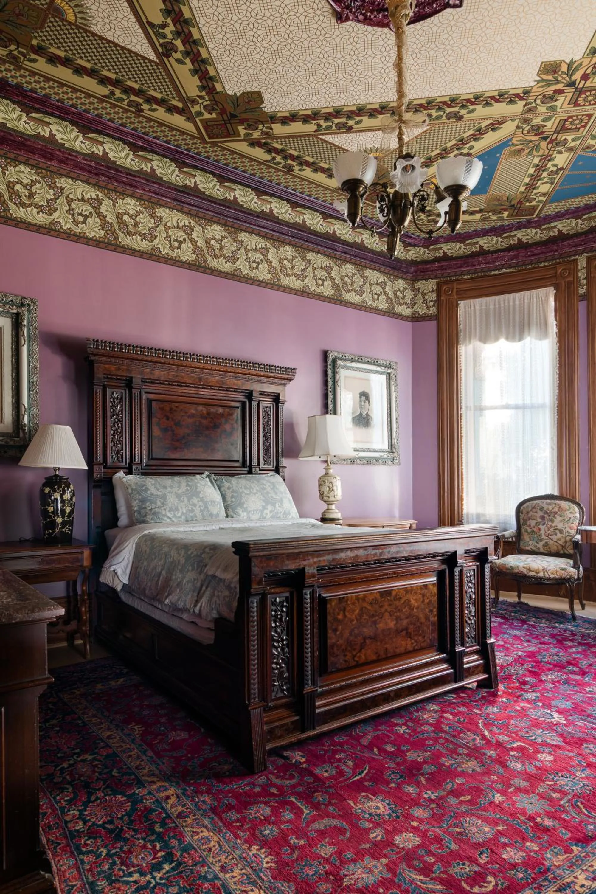 Bedroom in Chateau Tivoli Bed and Breakfast