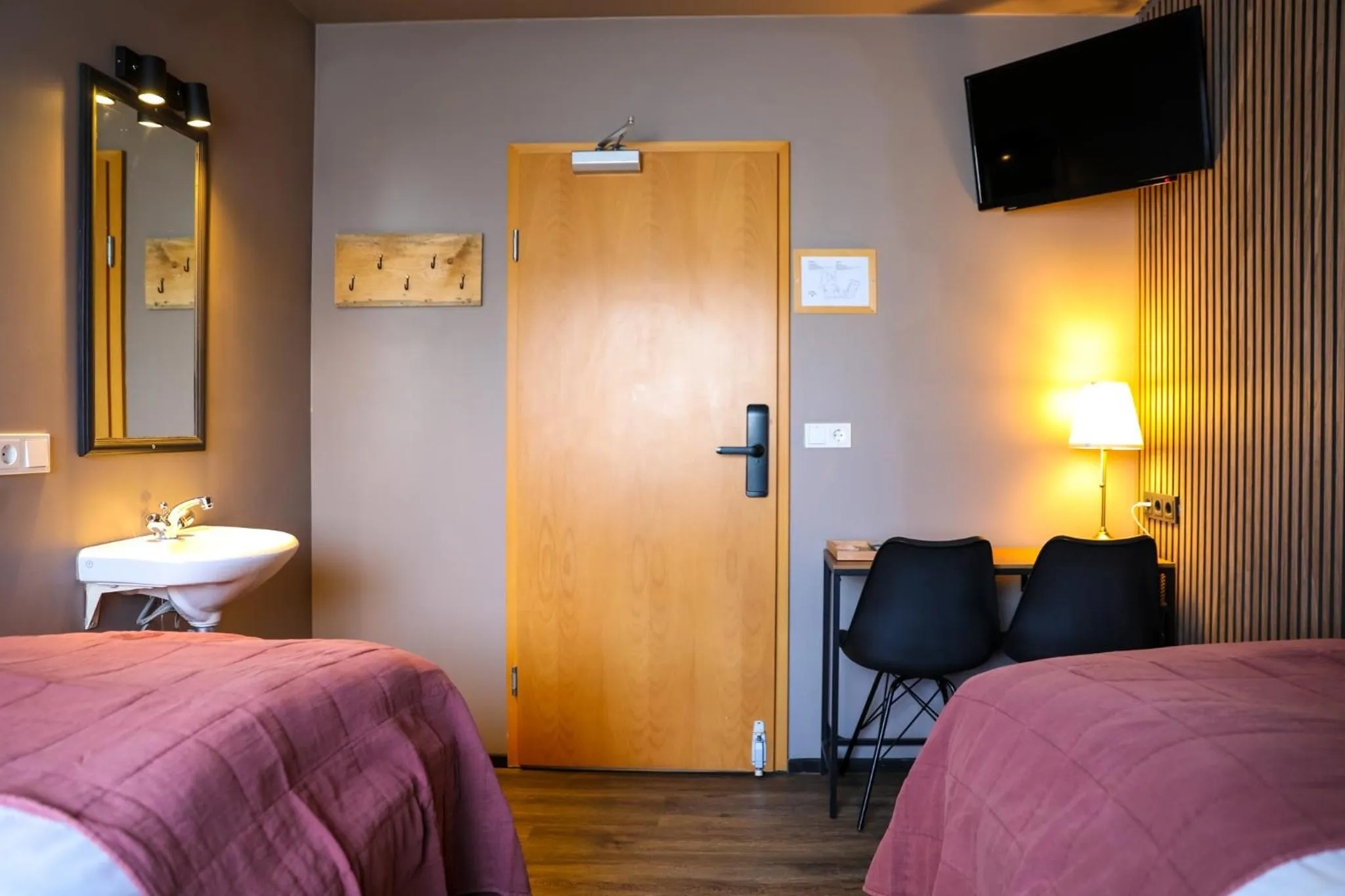 Photo of the whole room, Bed in Akureyri Hostel