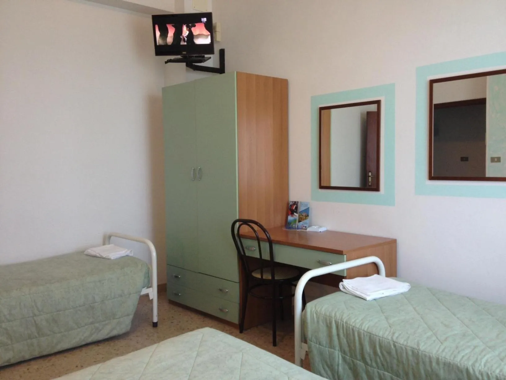 Bed in Hotel Rivamare