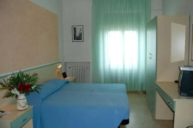 Photo of the whole room, Bed in Hotel Rivamare