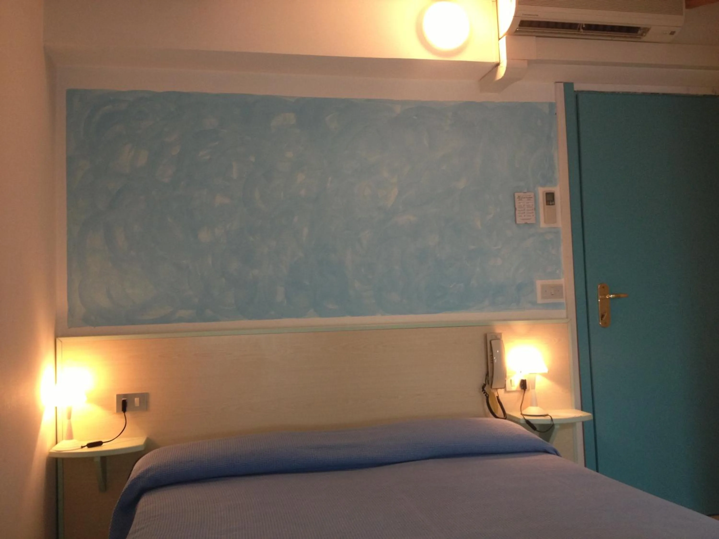 Decorative detail, Bed in Hotel Rivamare