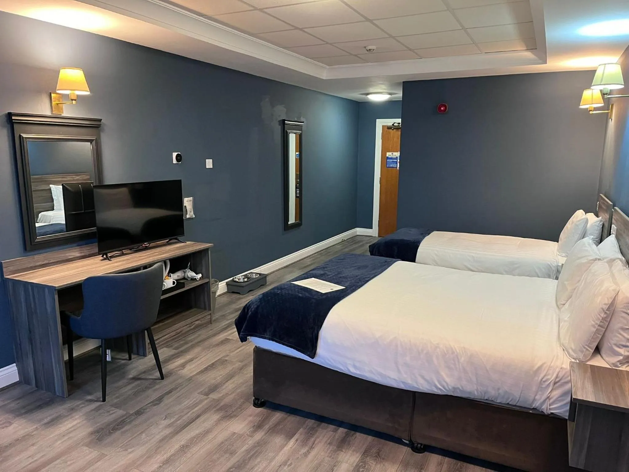 Bedroom, Bed in Inn On The Coast