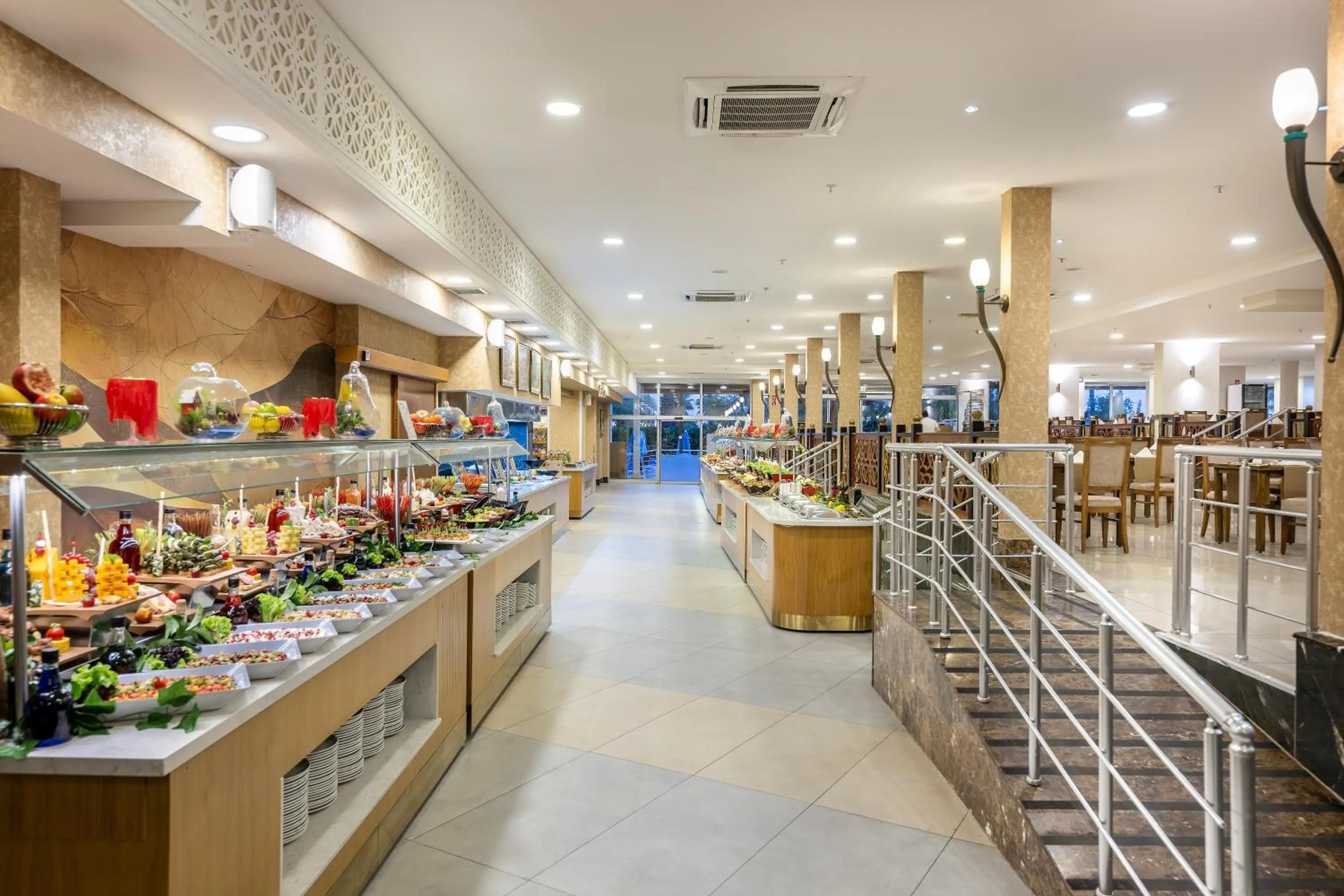 Restaurant/places to eat in Sealife Family Resort Hotel