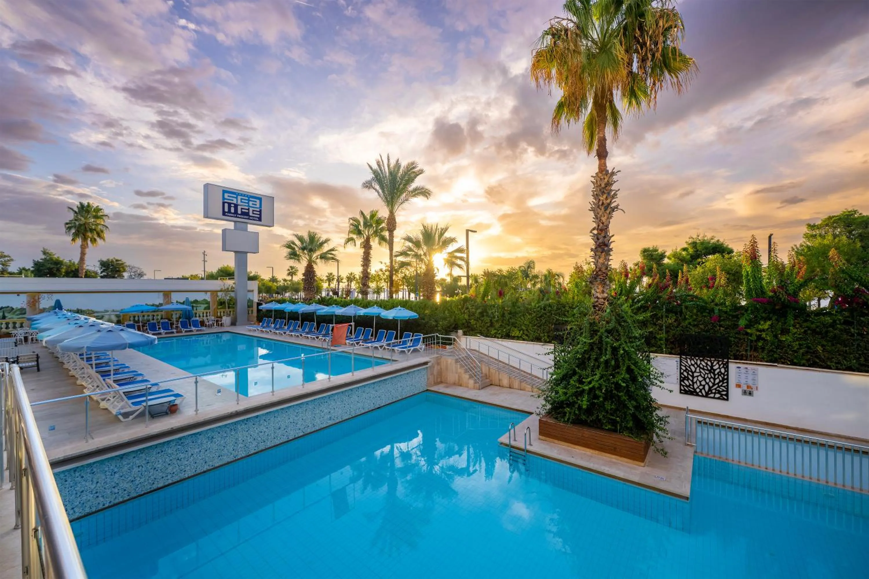 Swimming pool in Sealife Family Resort Hotel