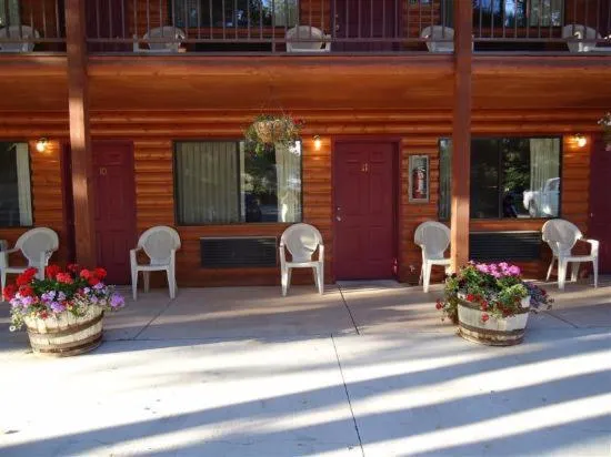 Facade/entrance in Austin's Chuckwagon Motel