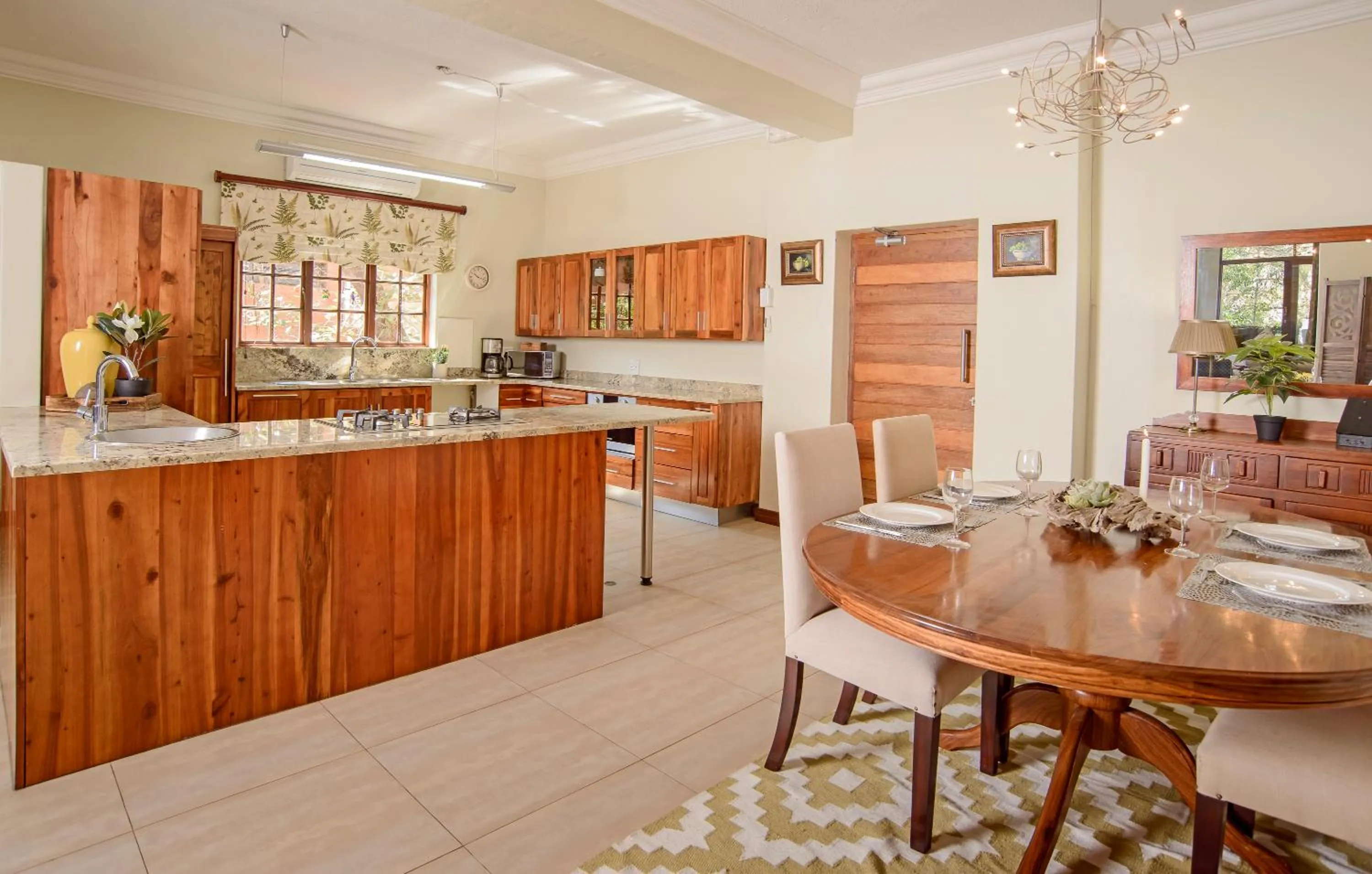 Leaves Lodge and Spa