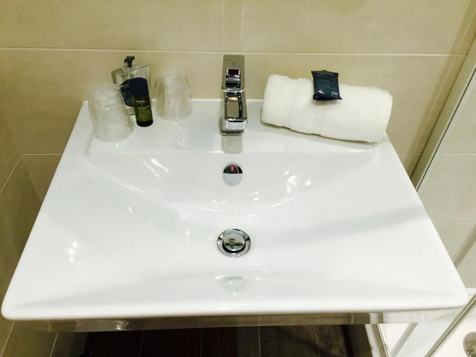 Bathroom in Hotel Cannes Croisette