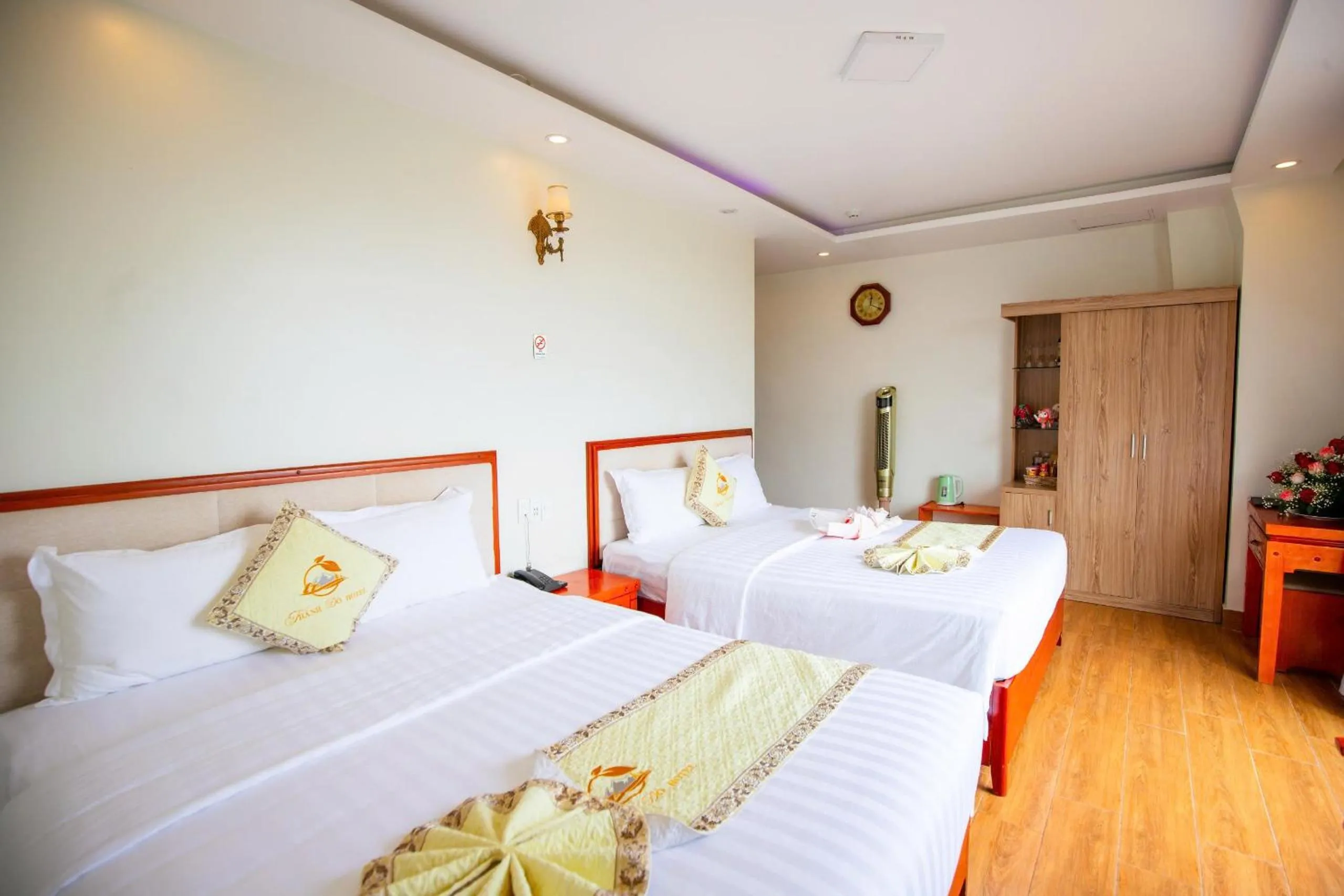 Bed in Thanh Do Hotel
