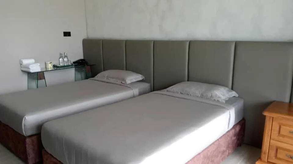Bed in Chan Living