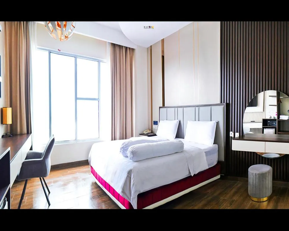 Bed in Emerald Hotel