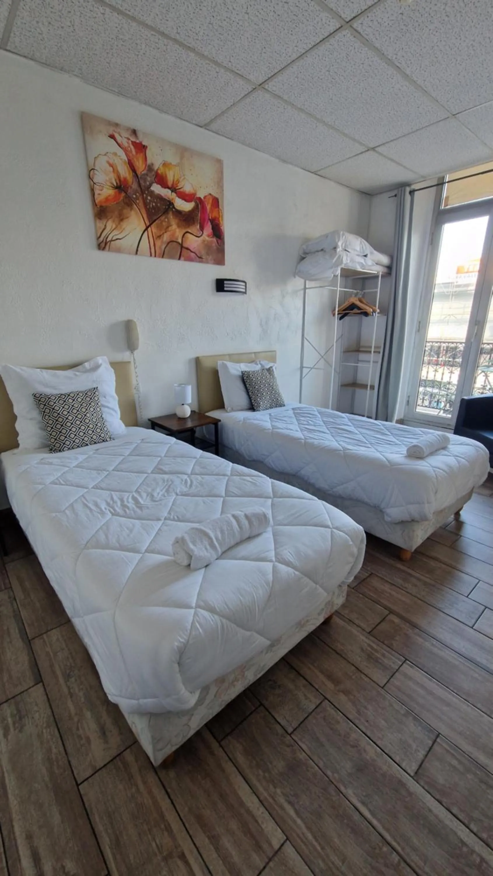 Bed in Hôtel du Nord