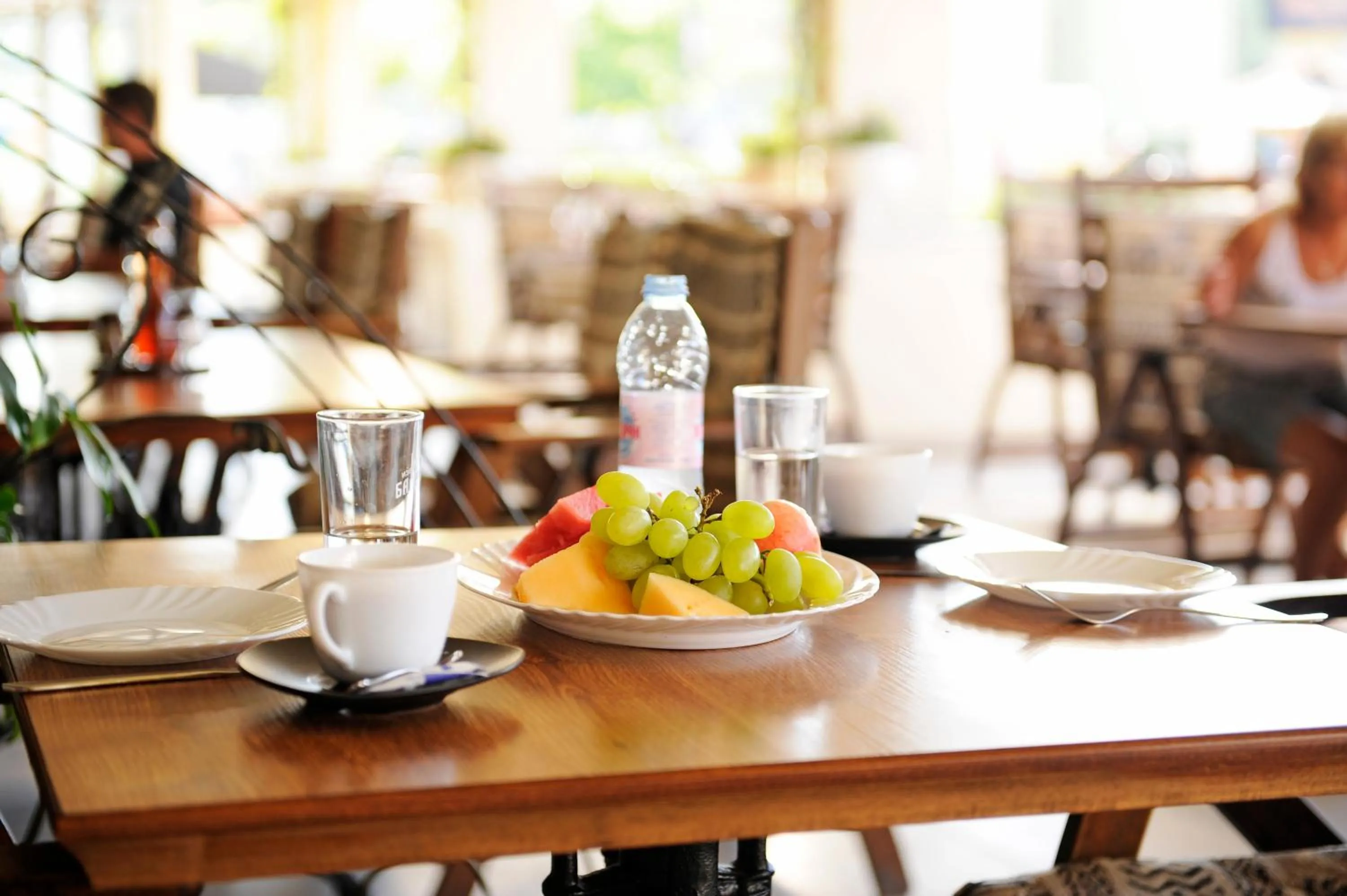 Restaurant/places to eat in Lotus Family Hotel - Free Parking