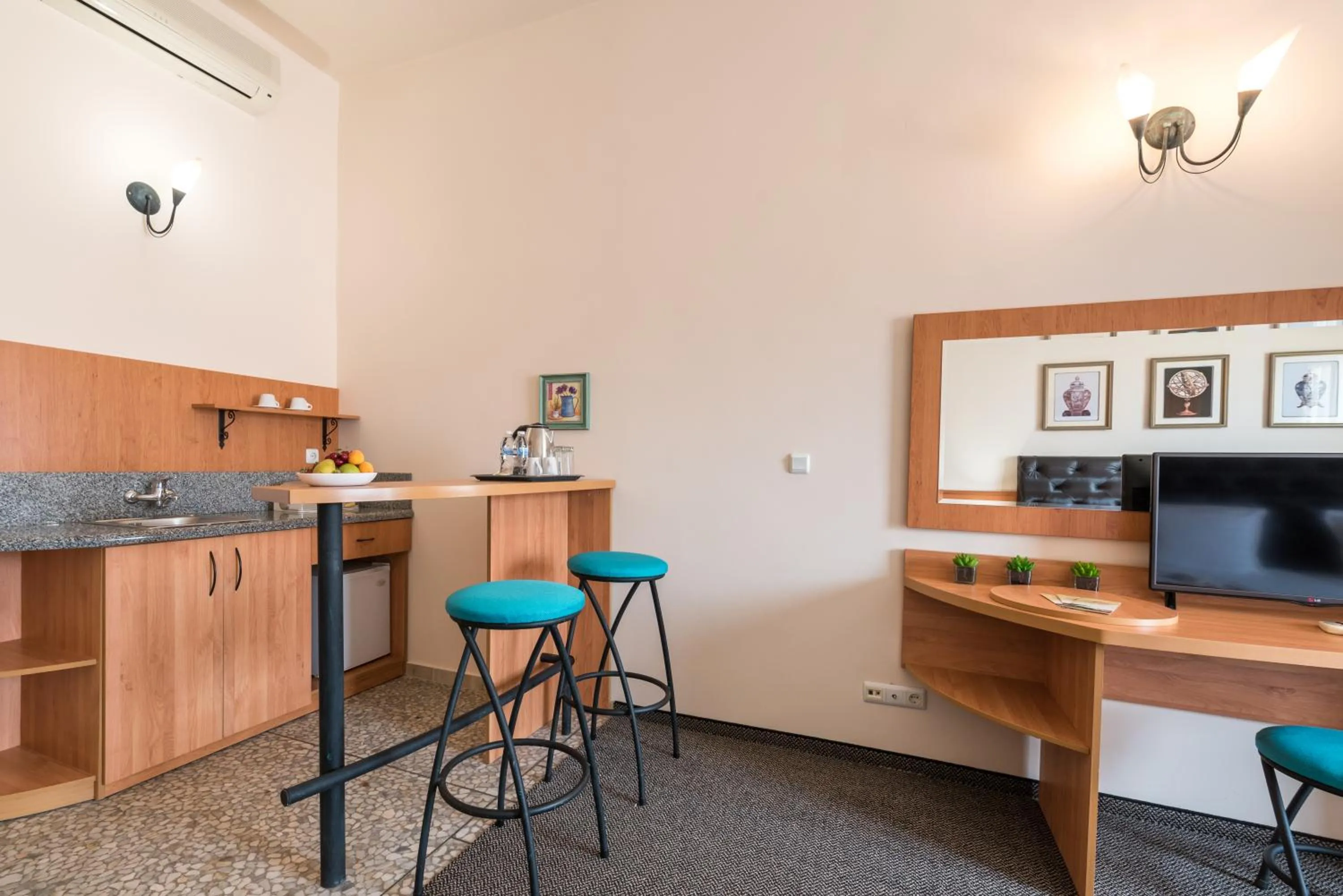 Kitchen or kitchenette in Lotus Family Hotel - Free Parking