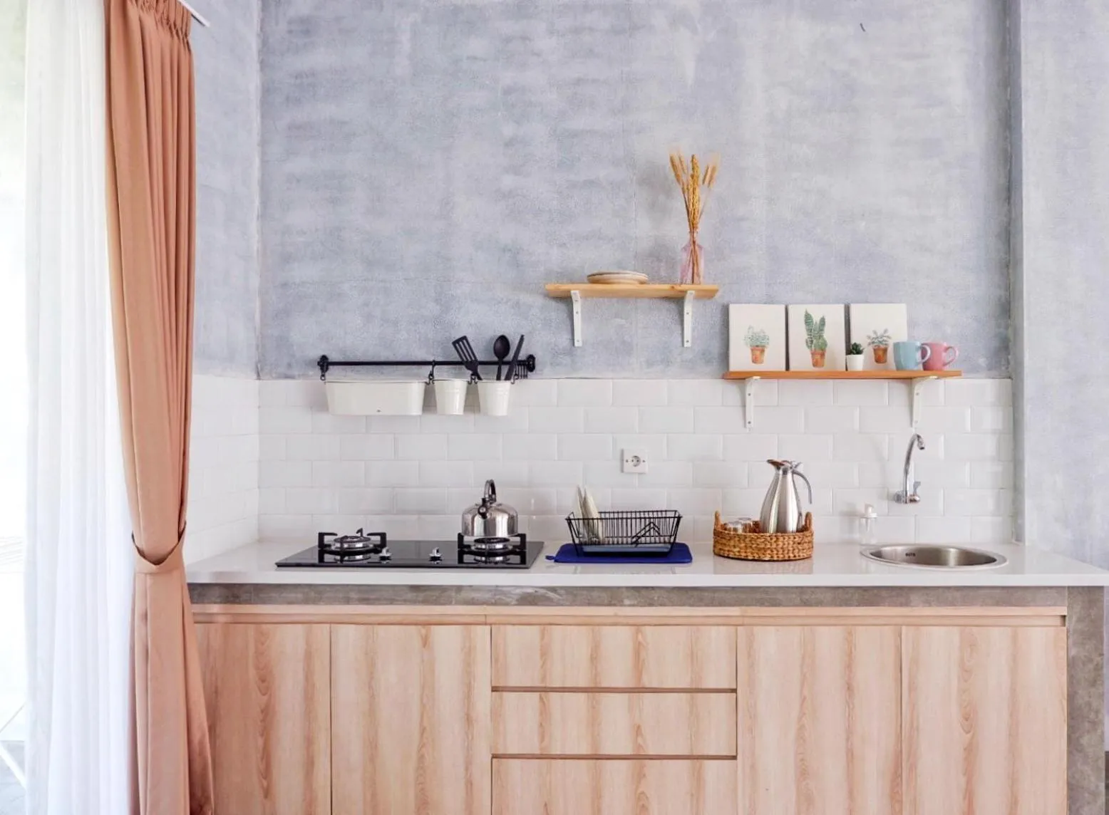 Coffee/tea facilities in The Sloth Bali