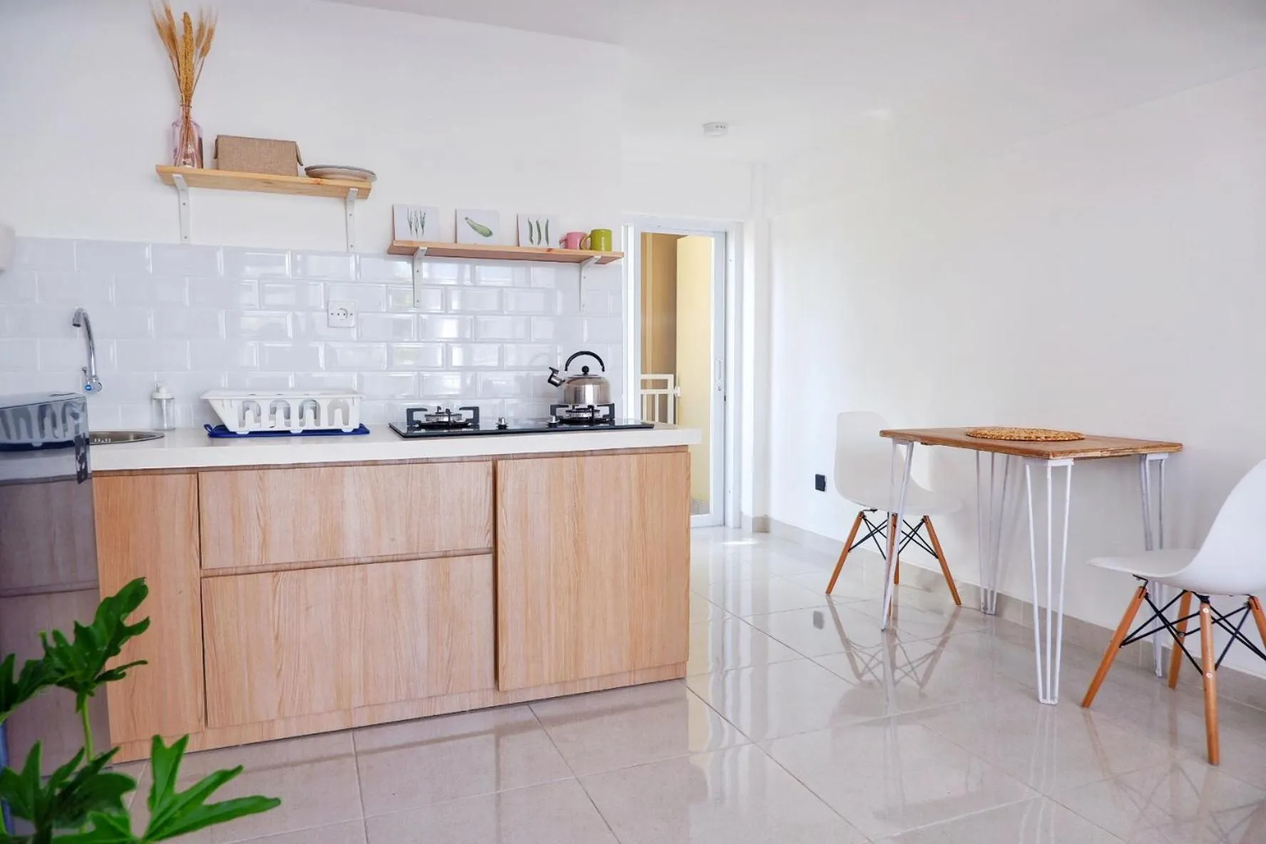 Kitchen or kitchenette in The Sloth Bali