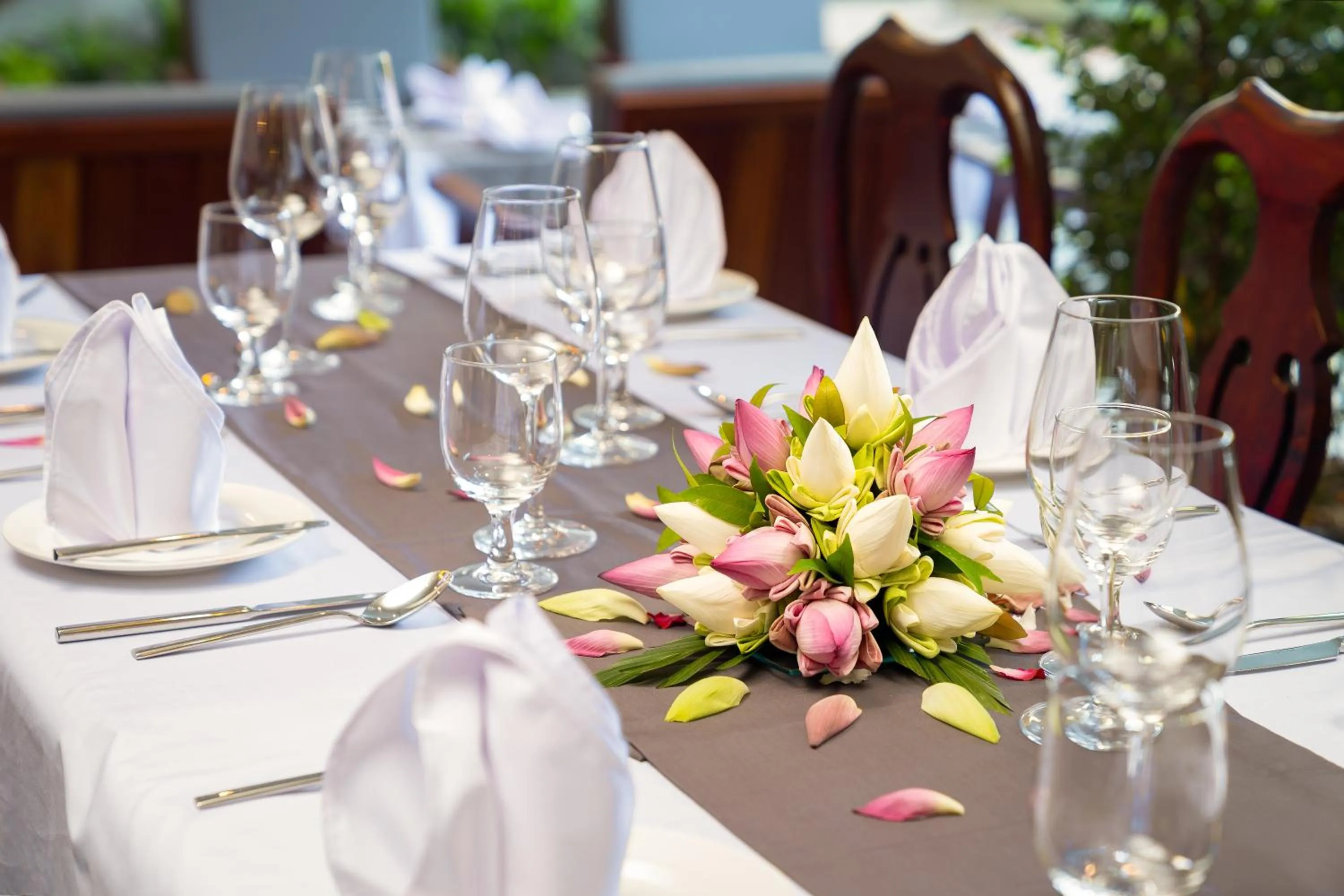 Restaurant/places to eat in Mony Reach Angkor Hotel