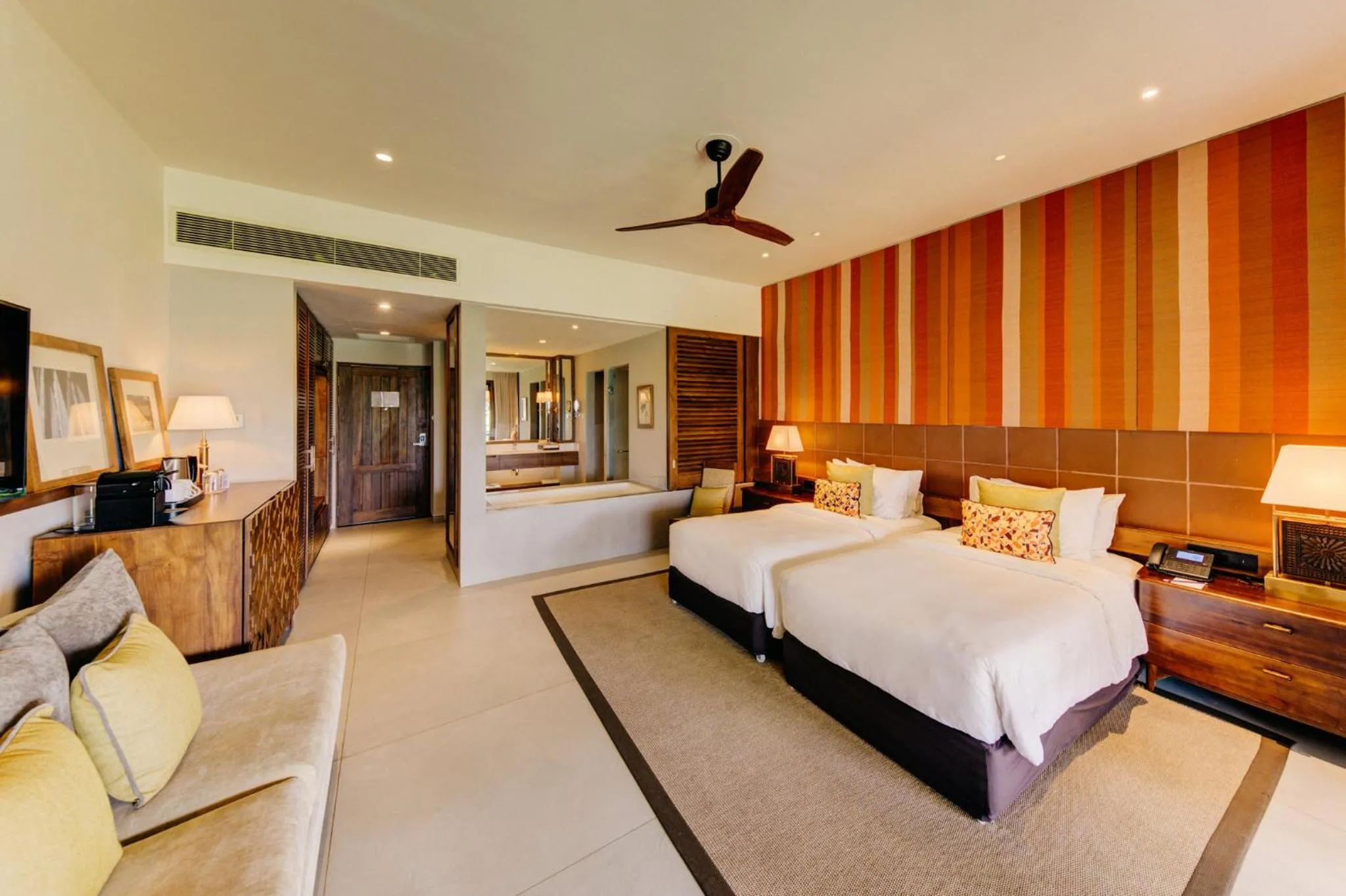 Bedroom, Bed in Cinnamon Bentota Beach - Signature Selection