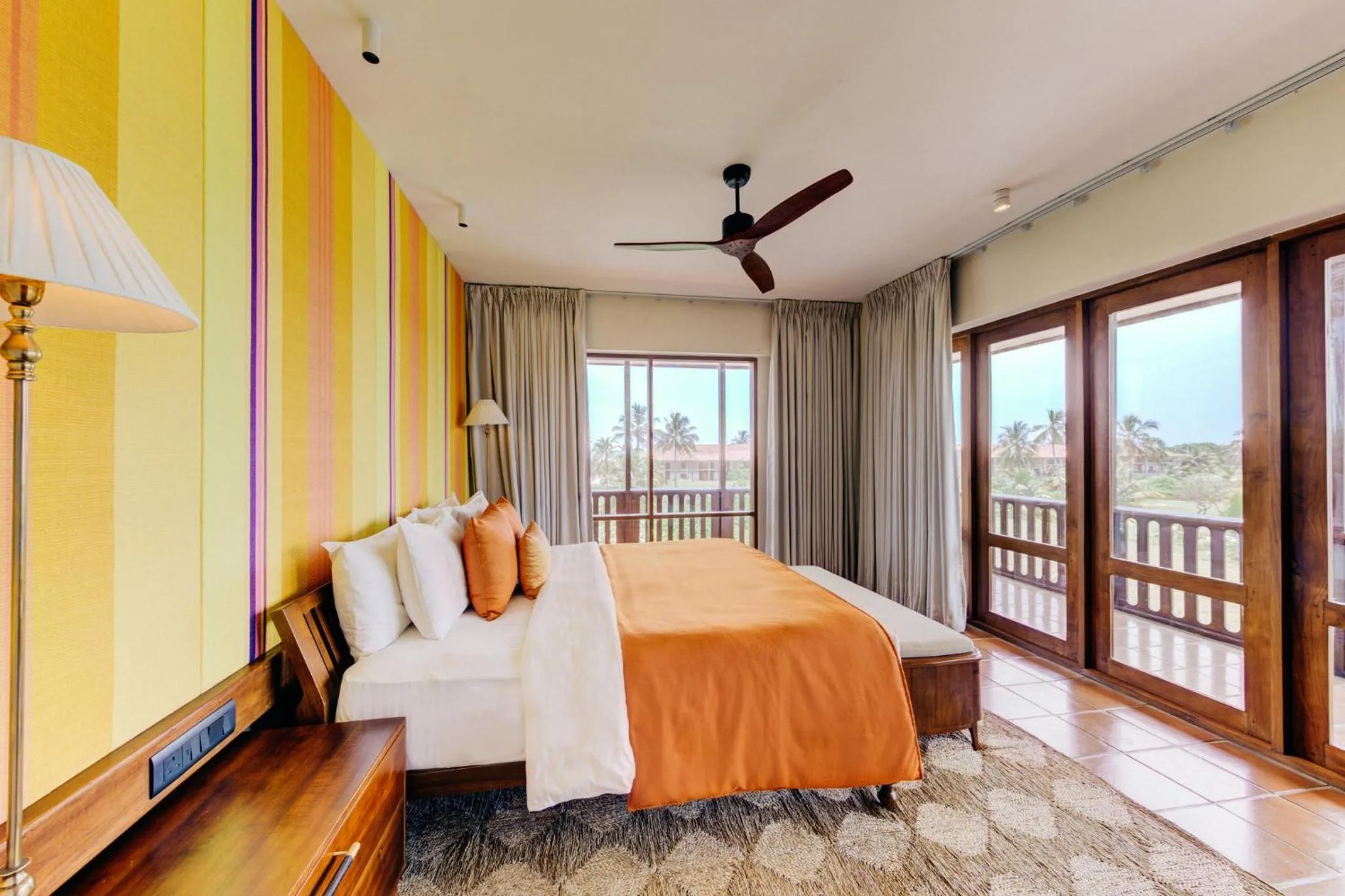 Bedroom, Bed in Cinnamon Bentota Beach - Signature Selection