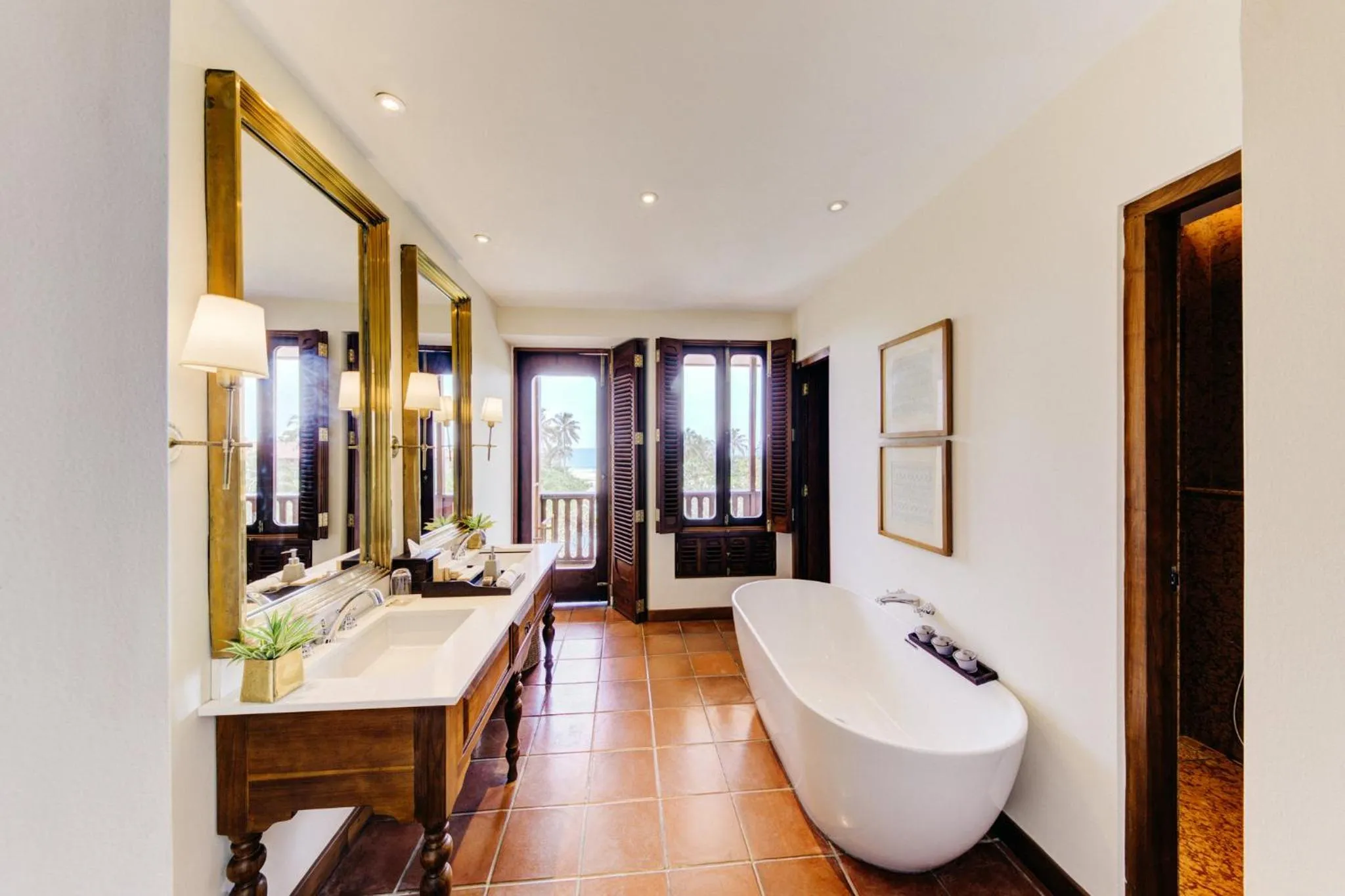Bathroom in Cinnamon Bentota Beach - Signature Selection