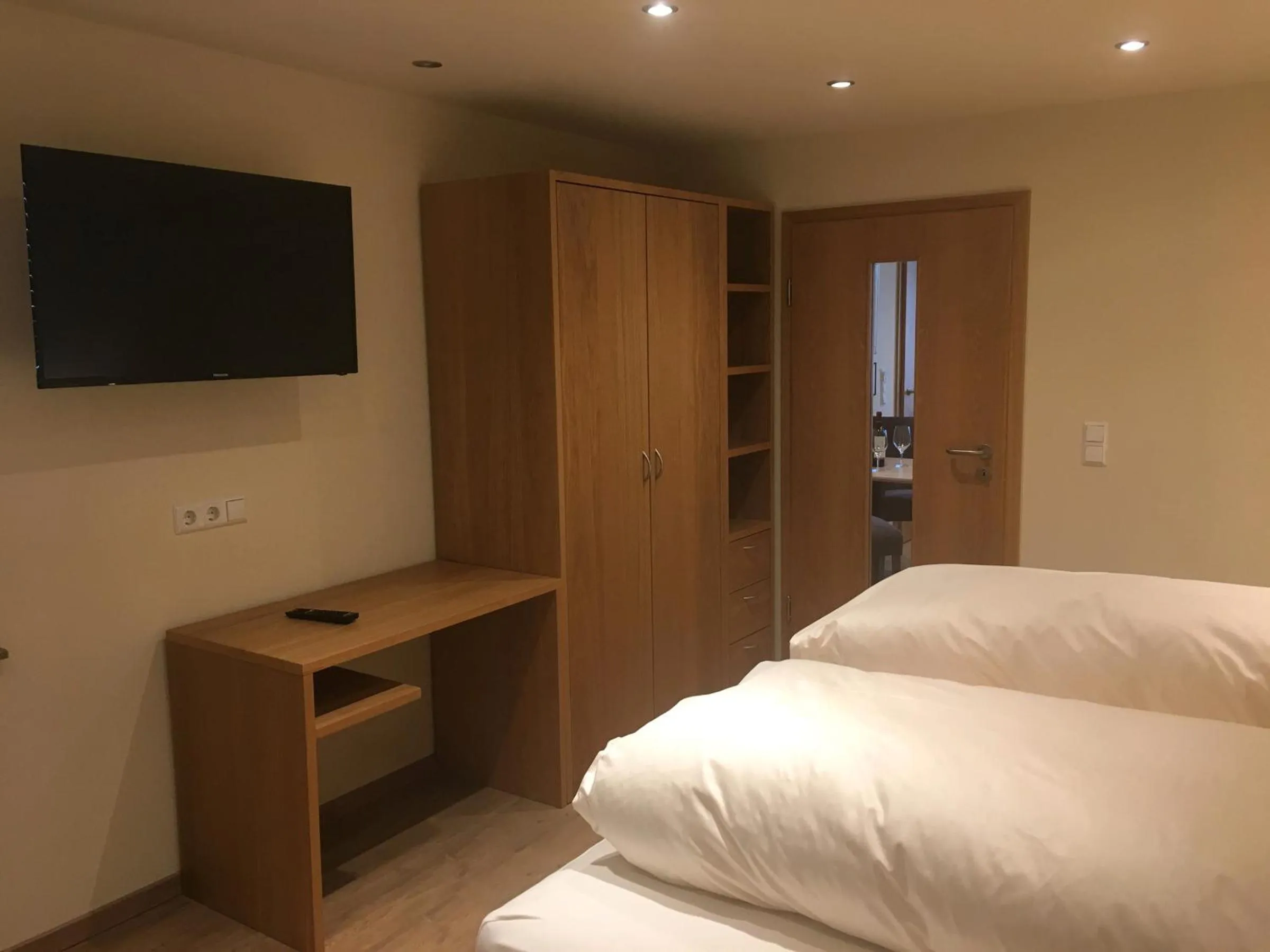 Property building, Bed in Gasthof Zum Ochsen