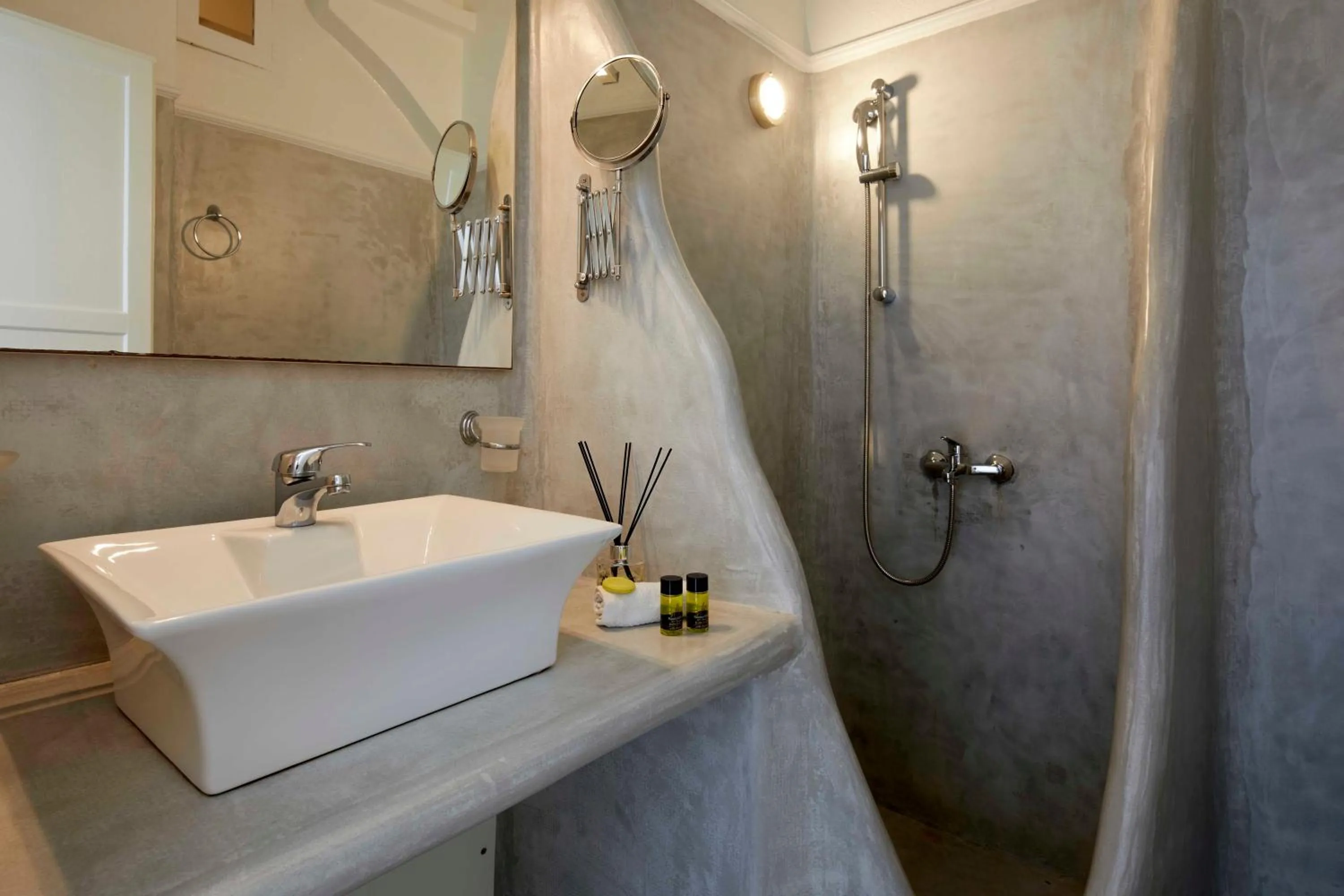 Marizan Caves & Villas