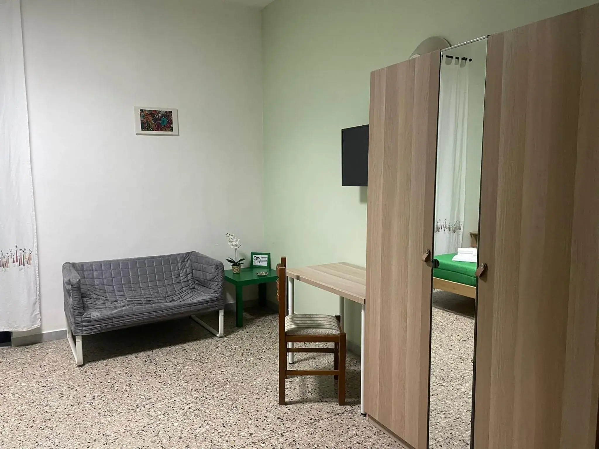 Twin Room with Private Bathroom - single occupancy in Beteyà Hostel Don Bosco Twin Room with Private Bathroom - single occupancy in Beteyà Hostel Don Bosco