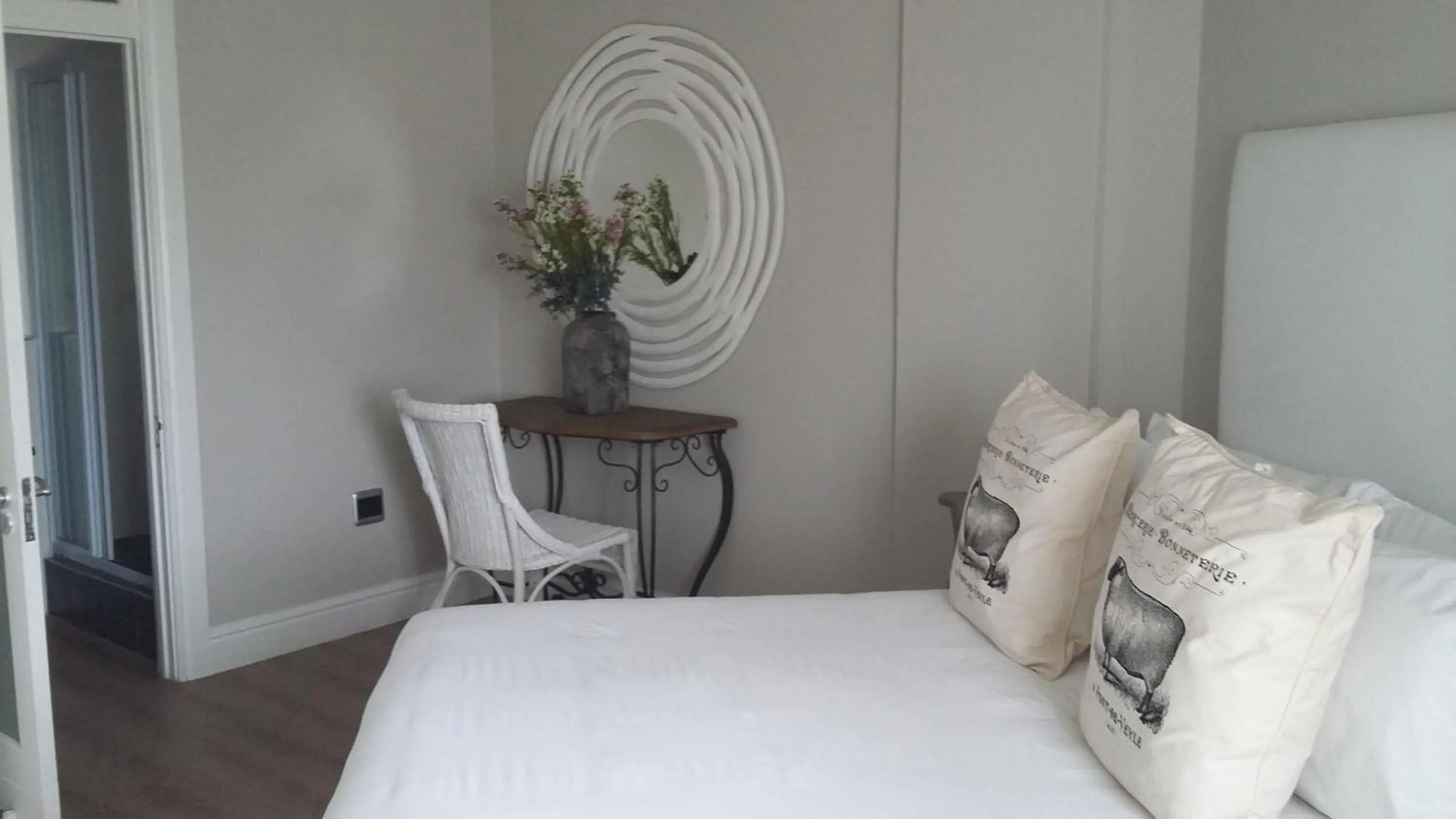 Bed in Beach Club Self Catering Apartments