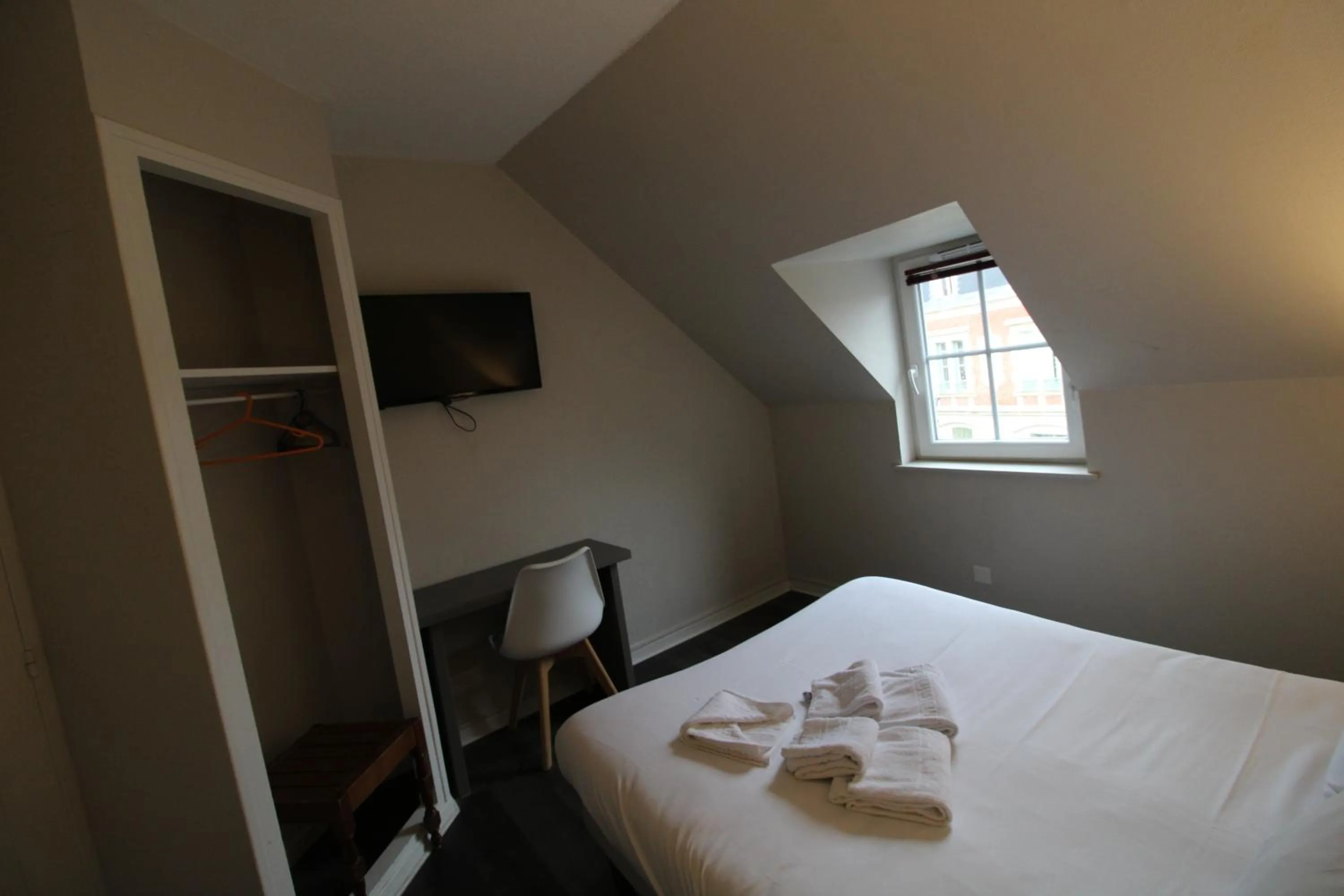 Bedroom in Hôtel Casabianca