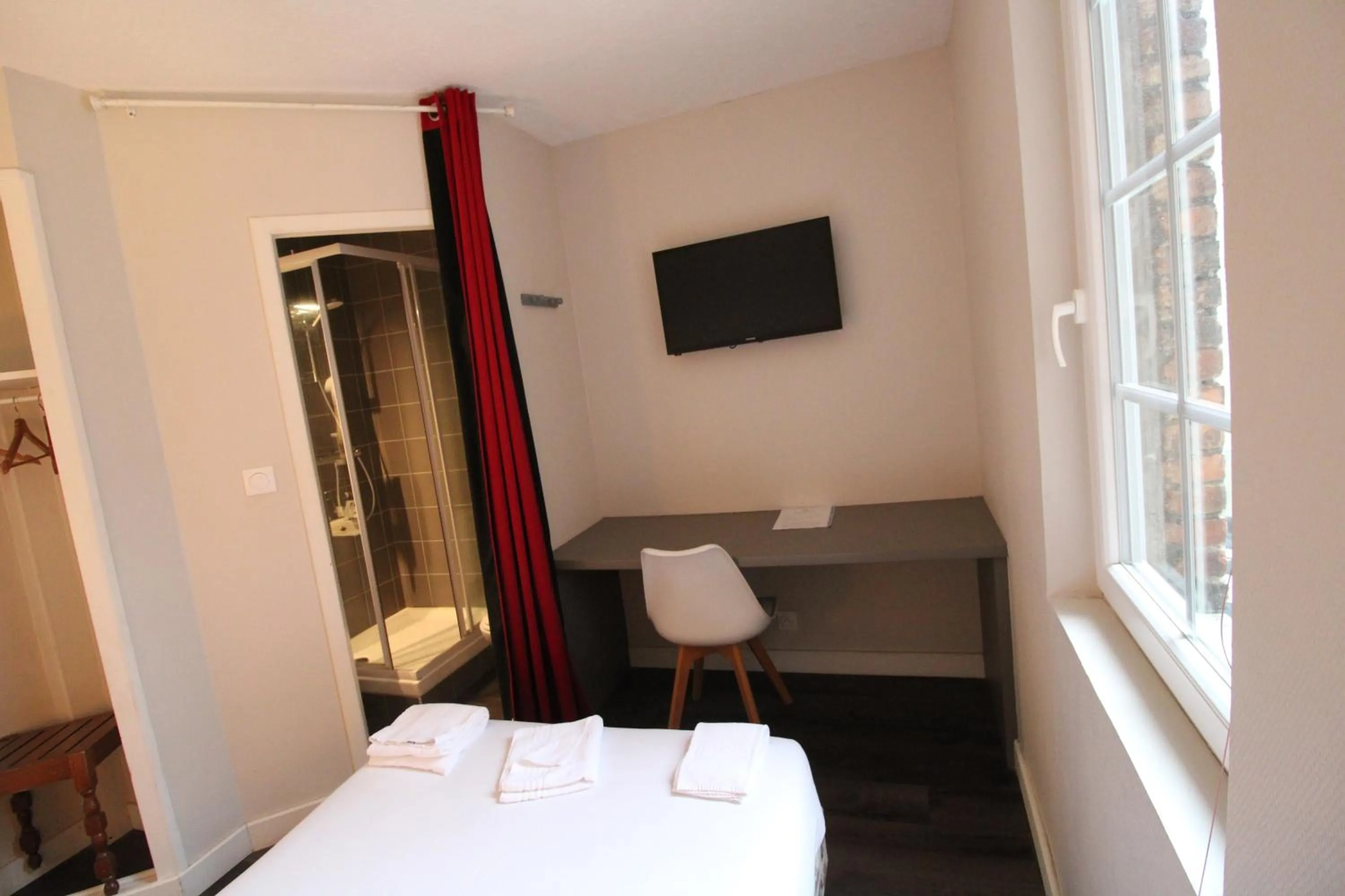 Bedroom in Hôtel Casabianca