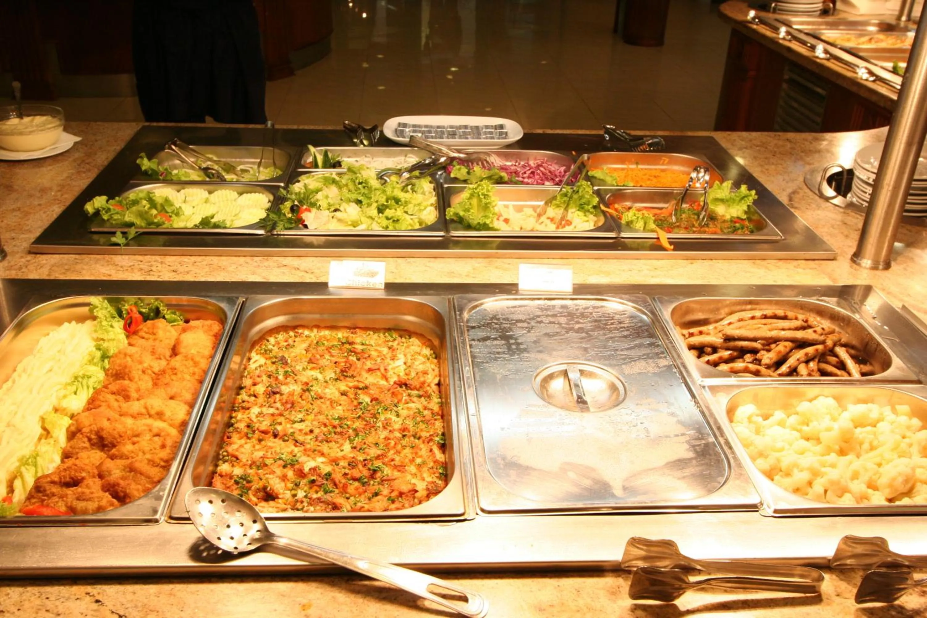 Food in Diamond Hotel - All Inclusive