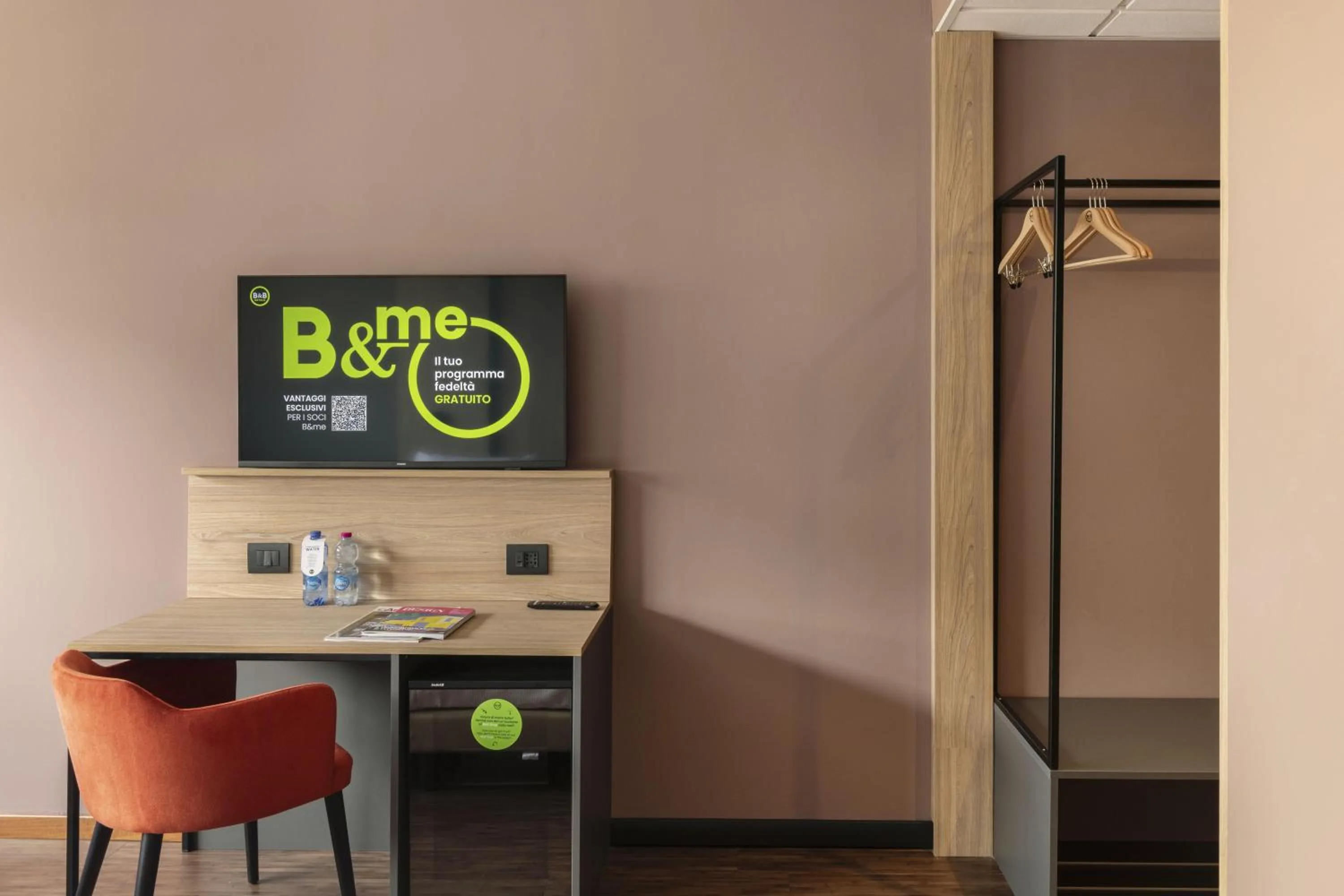 Photo of the whole room in B&B HOTEL Cuneo Cristal