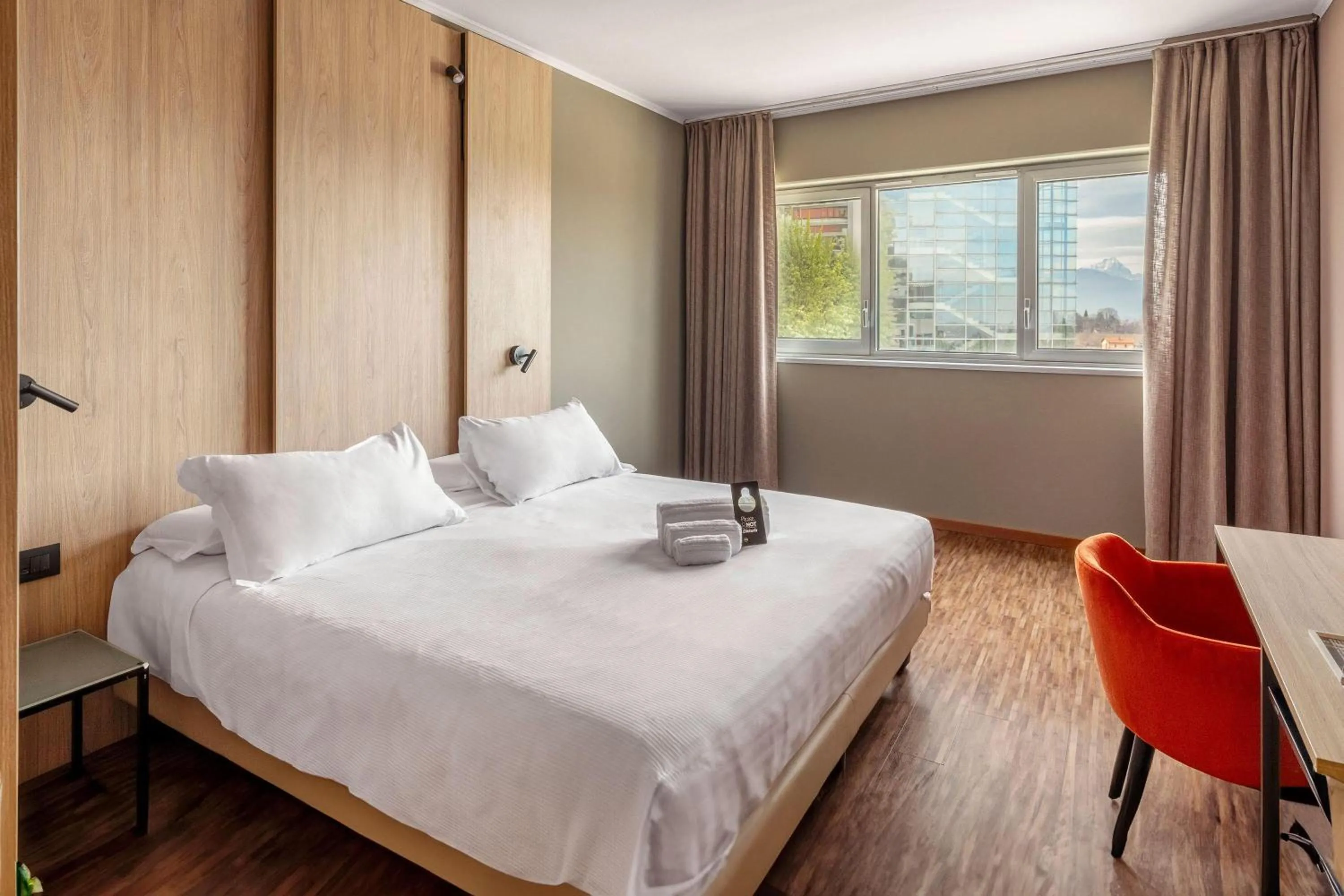 Photo of the whole room, Bed in B&B HOTEL Cuneo Cristal