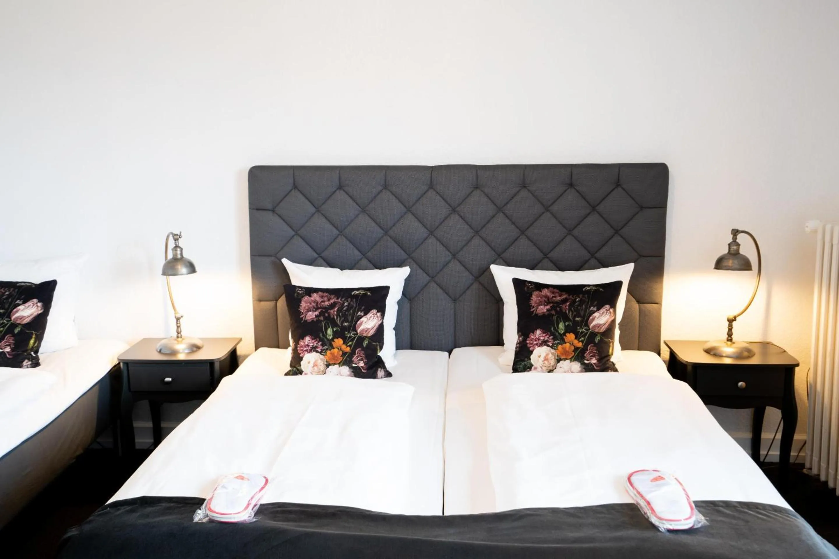 Bed in Hotel Vinhuset