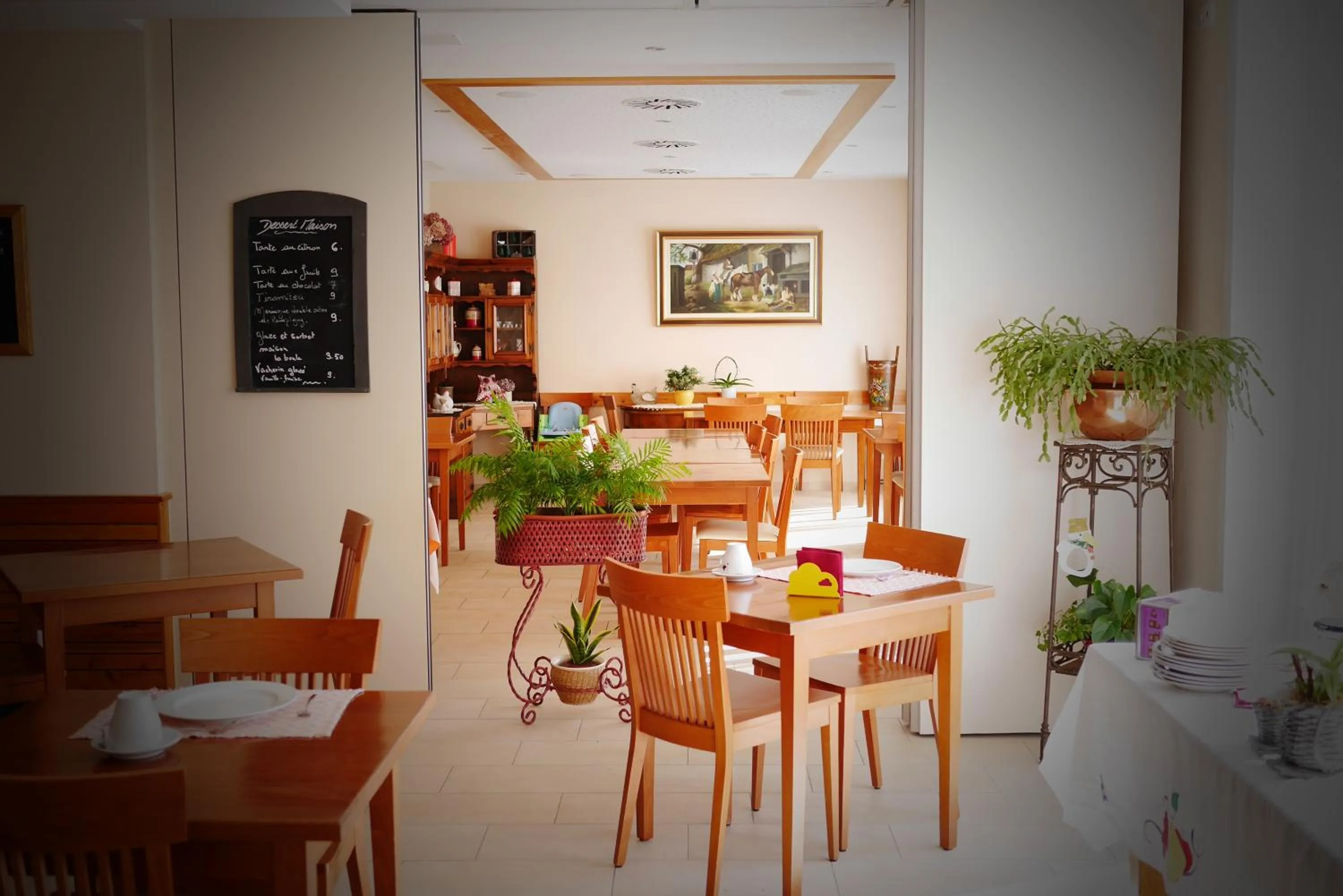 Restaurant/places to eat in Auberge Aux Deux Sapins