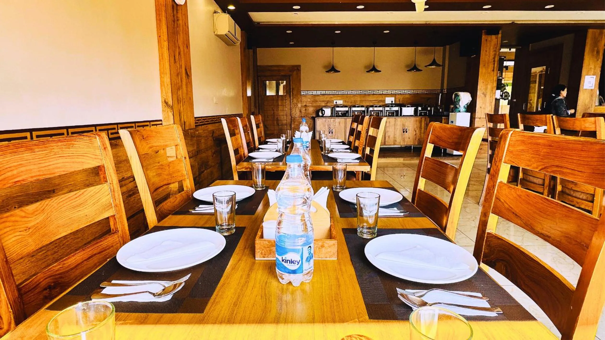 Restaurant/places to eat in Hotel Buddha House Himalayan Brothers