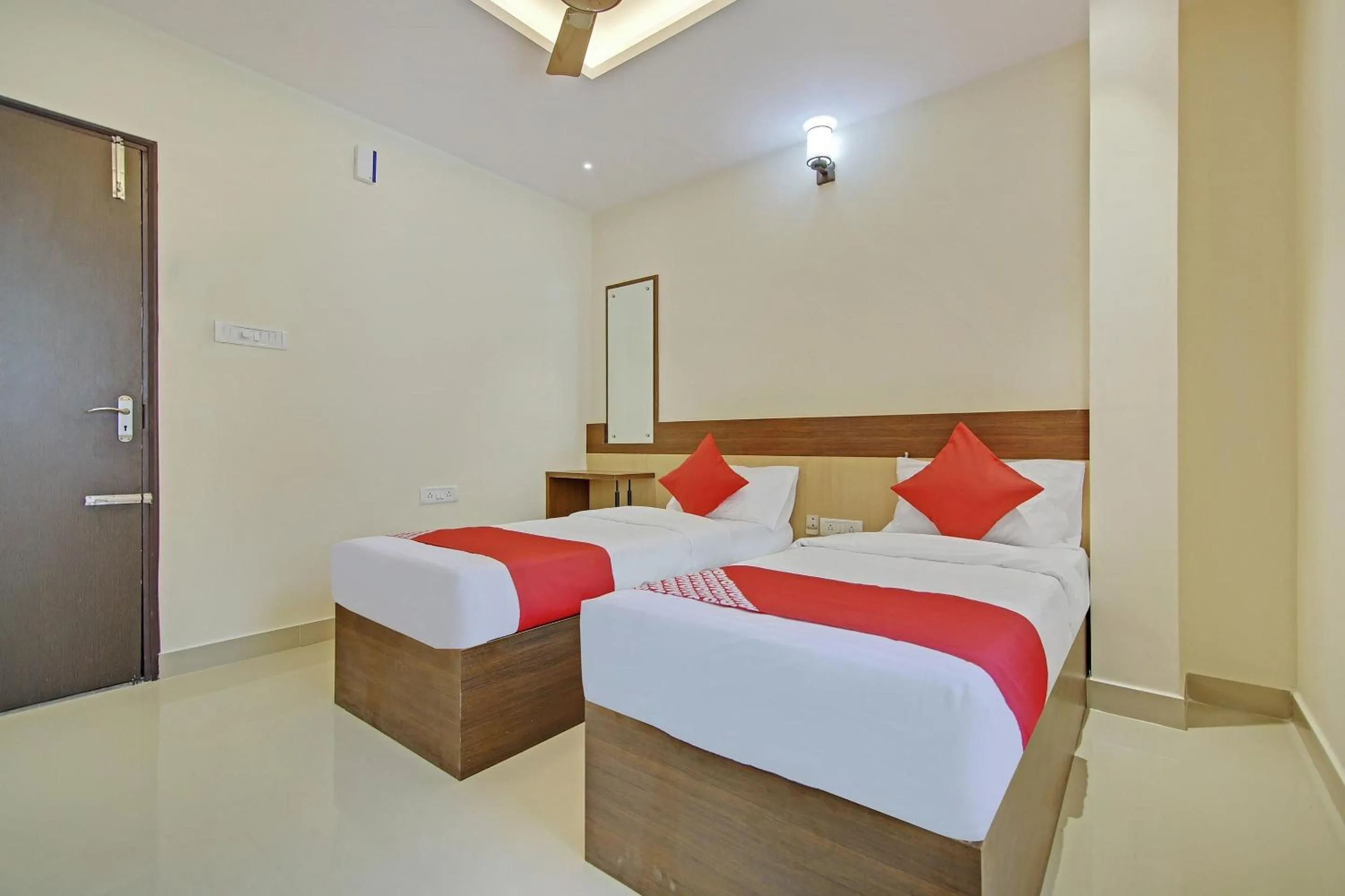 Bedroom in Super Collection O Withinn Hotel