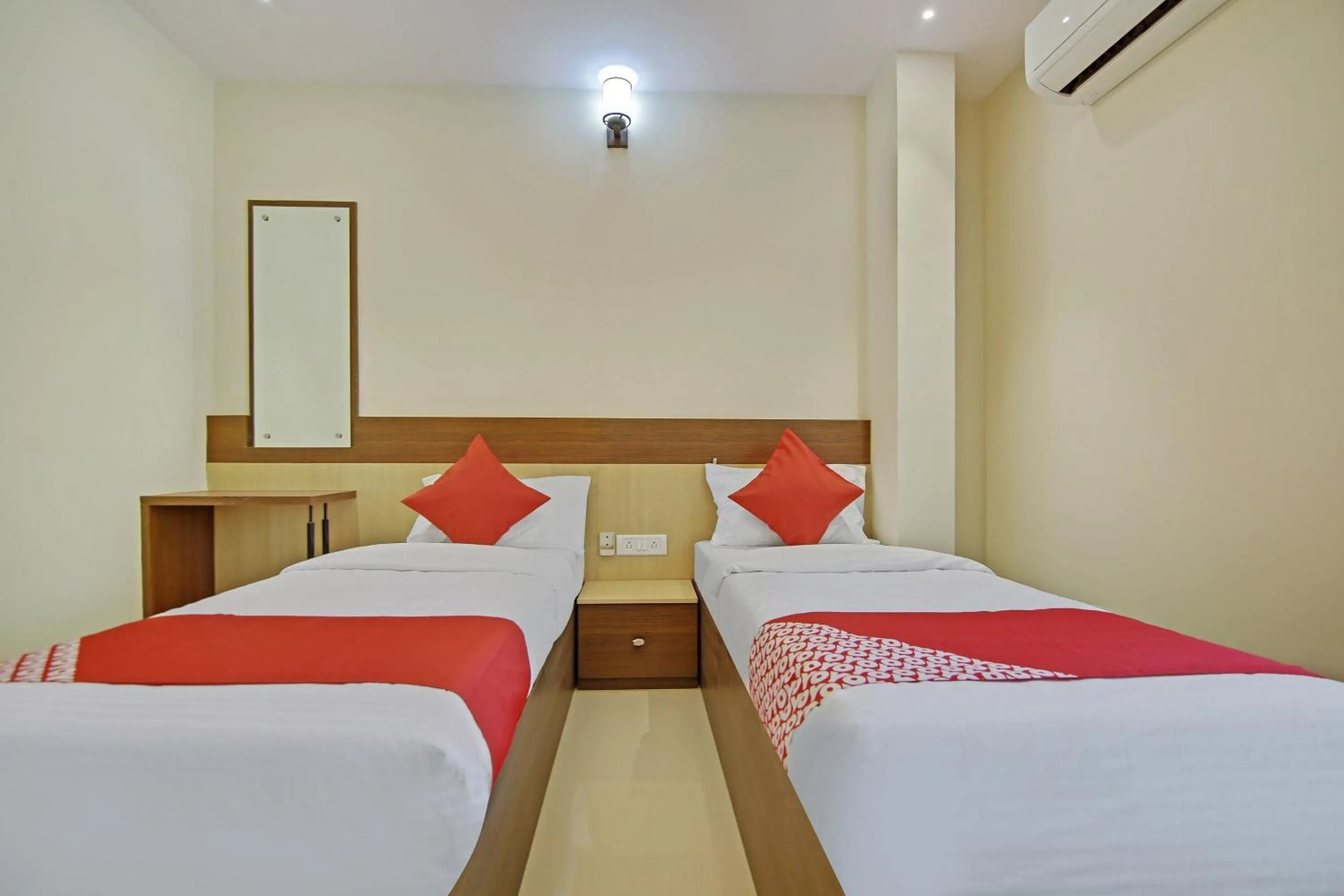 Bedroom in Super Collection O Withinn Hotel